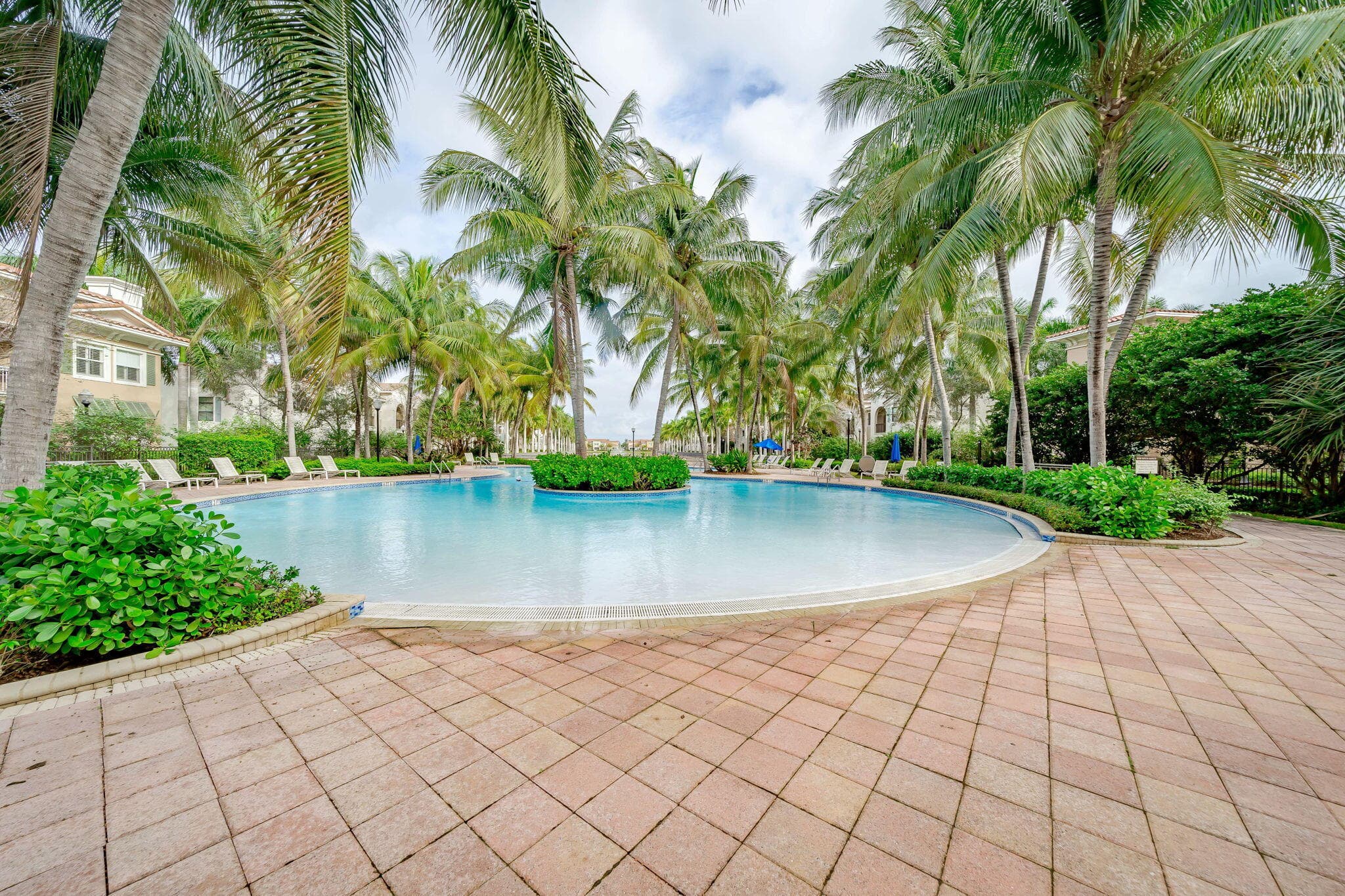 12631 NW 32nd Place, Sunrise, FL 33323 53