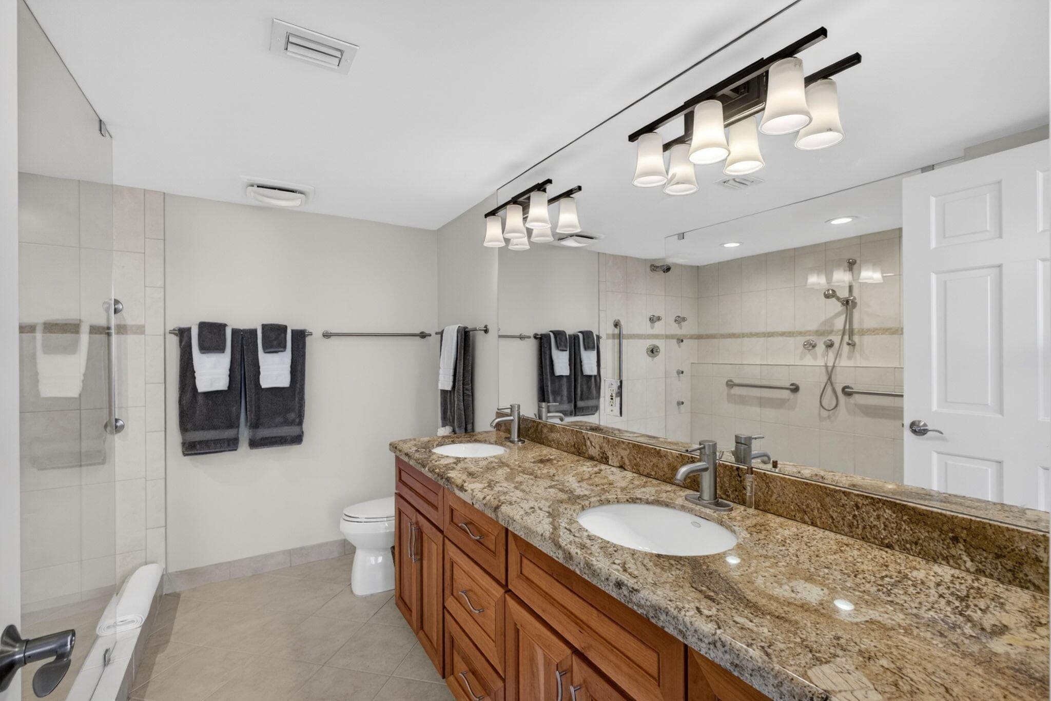 4200 N Ocean Drive 1-406, Singer Island, FL 33404 43