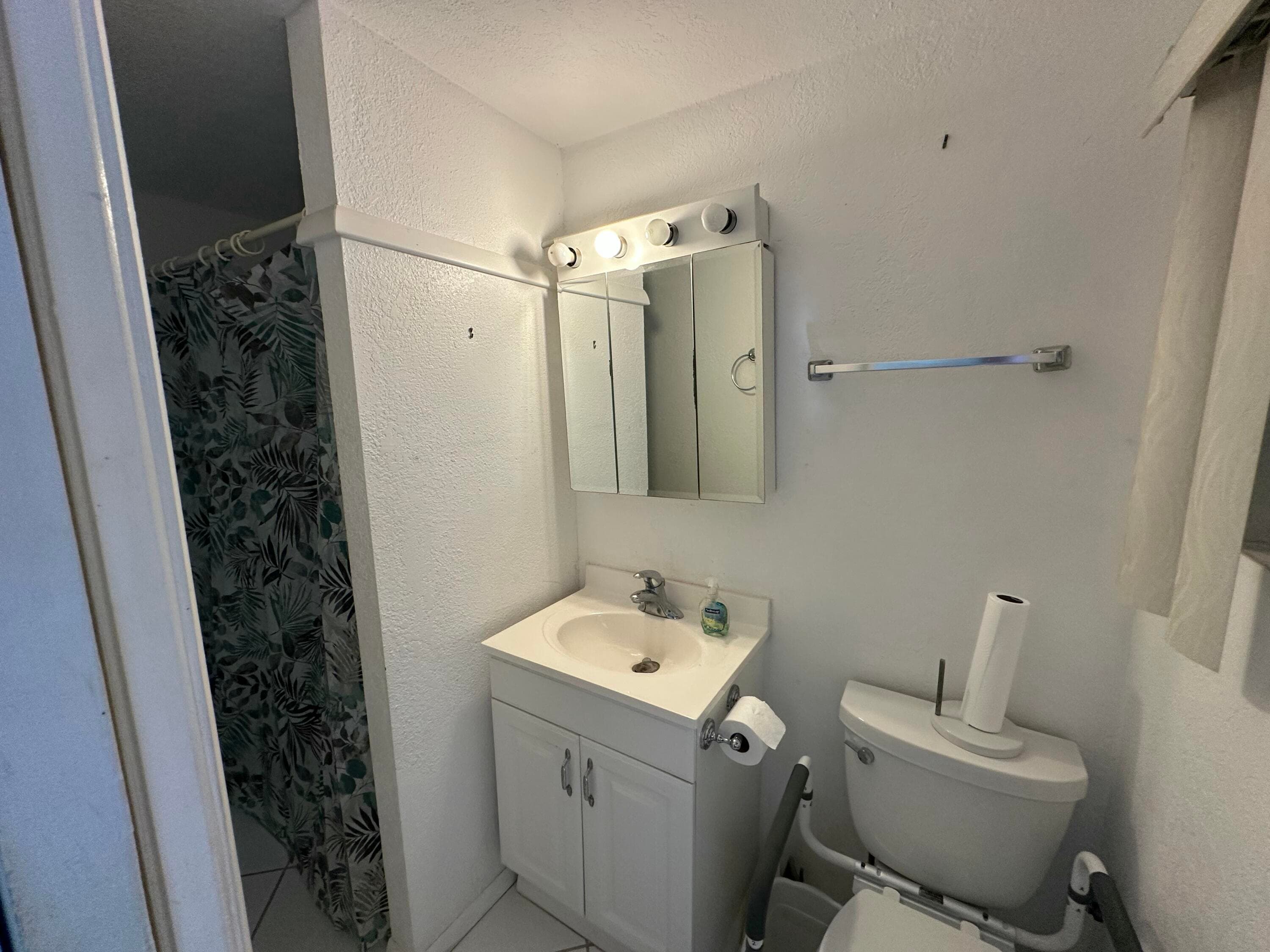 8349 South Street, Boca Raton, FL 33433 16