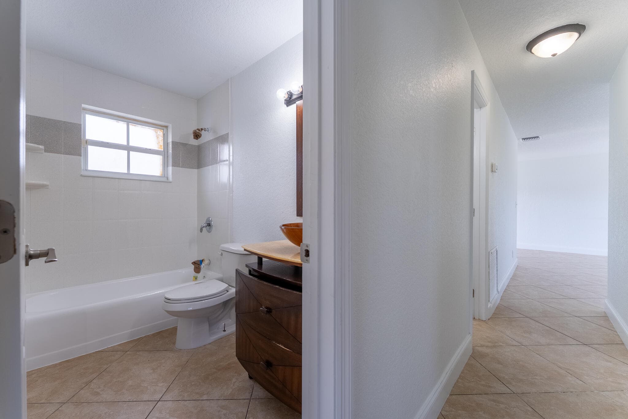 63 Andros Road, Palm Springs, FL 33461 14