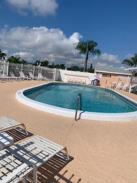 2821 Duke Lane, Delray Beach, FL 33445 20