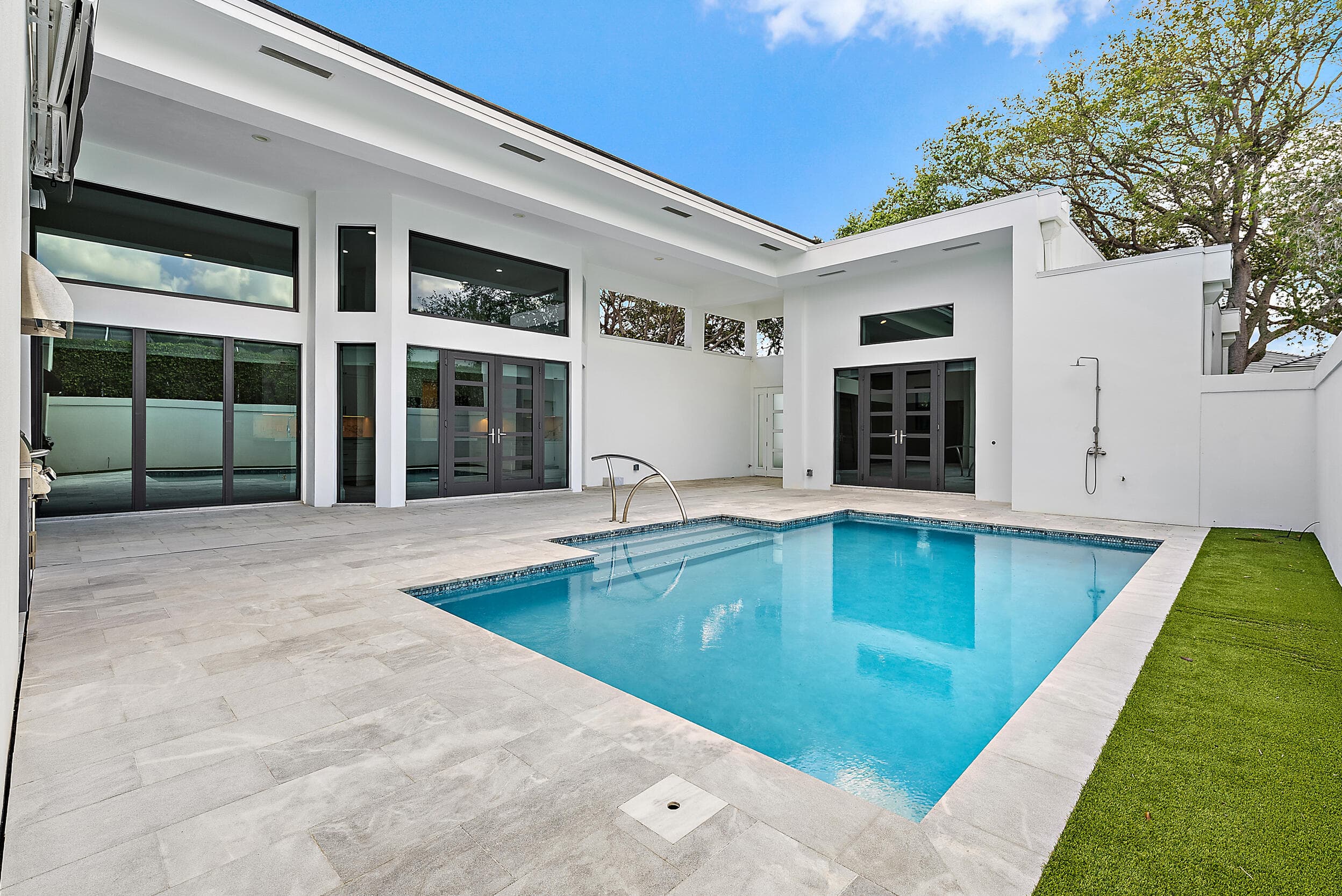 108 Waters Edge Drive, Jupiter, FL 33477 23