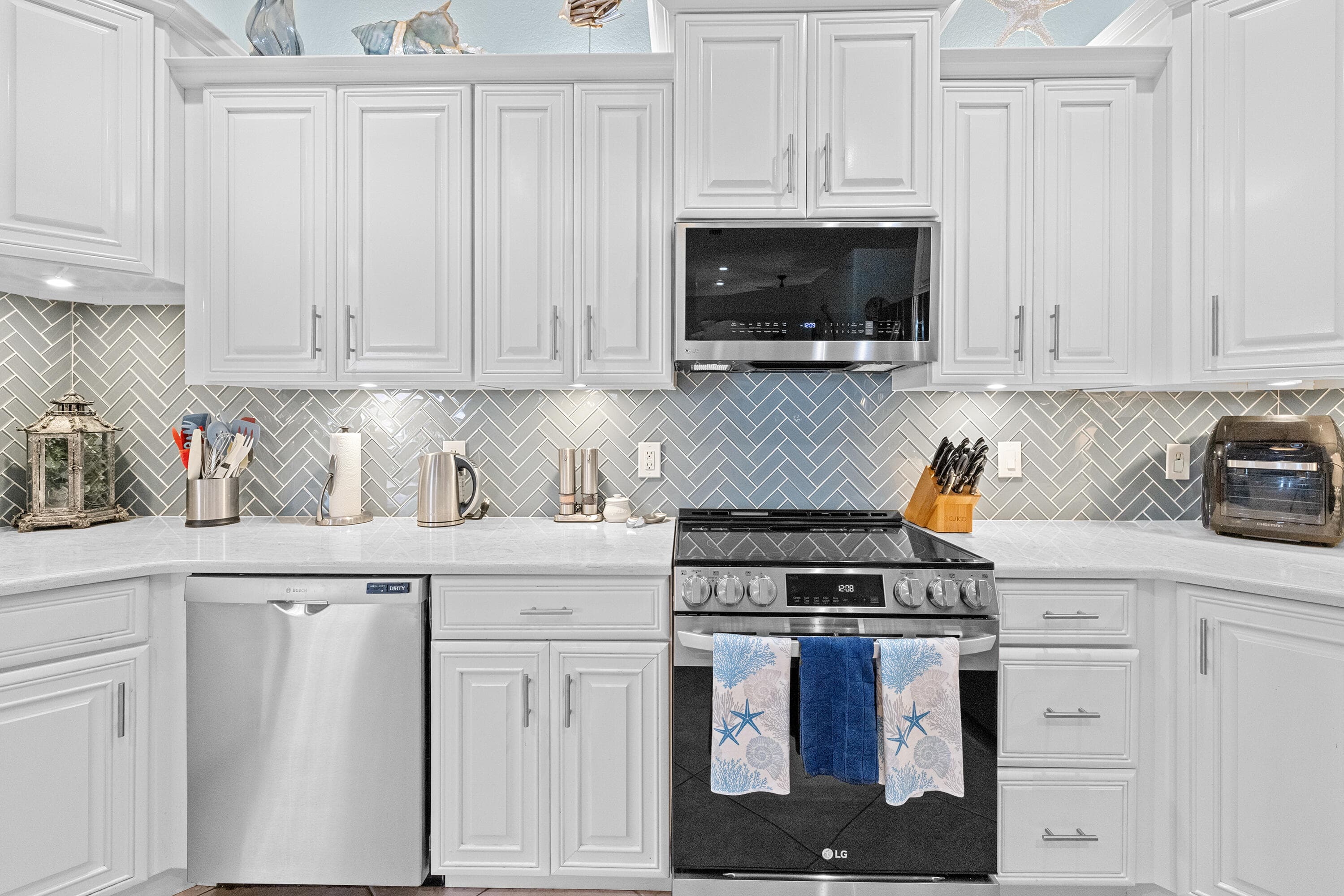 2301 SW Lawford Street, Port St. Lucie, FL 34953 13