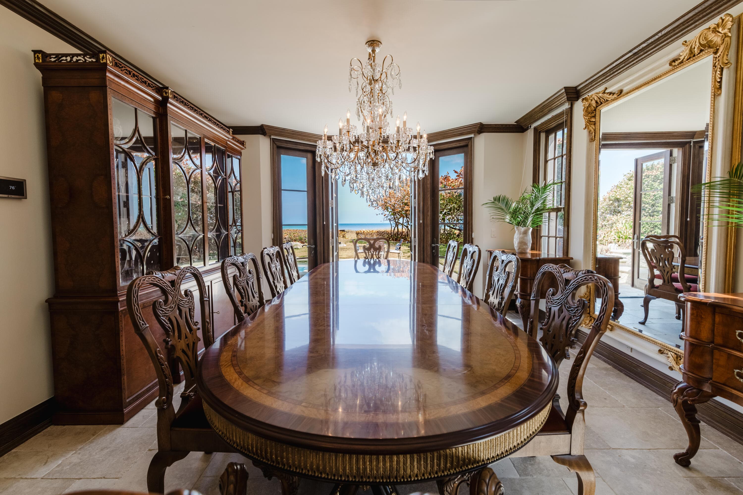 19 N Beach Road, Jupiter Island, FL 33455 21