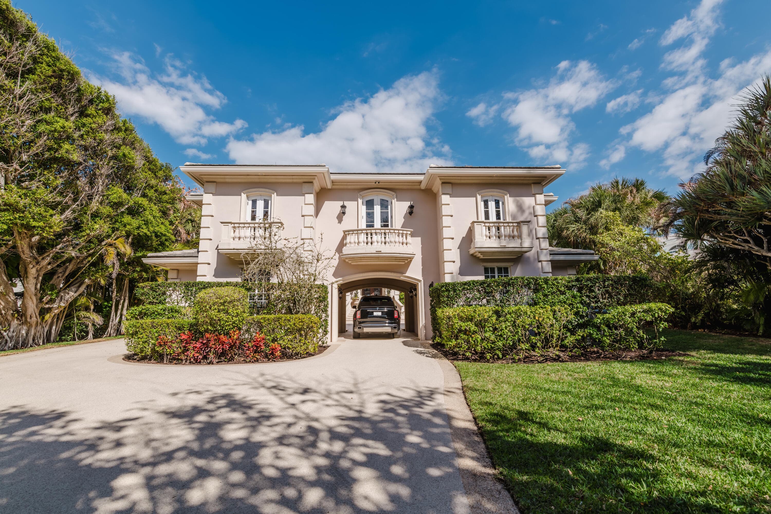 19 N Beach Road, Jupiter Island, FL 33455 6