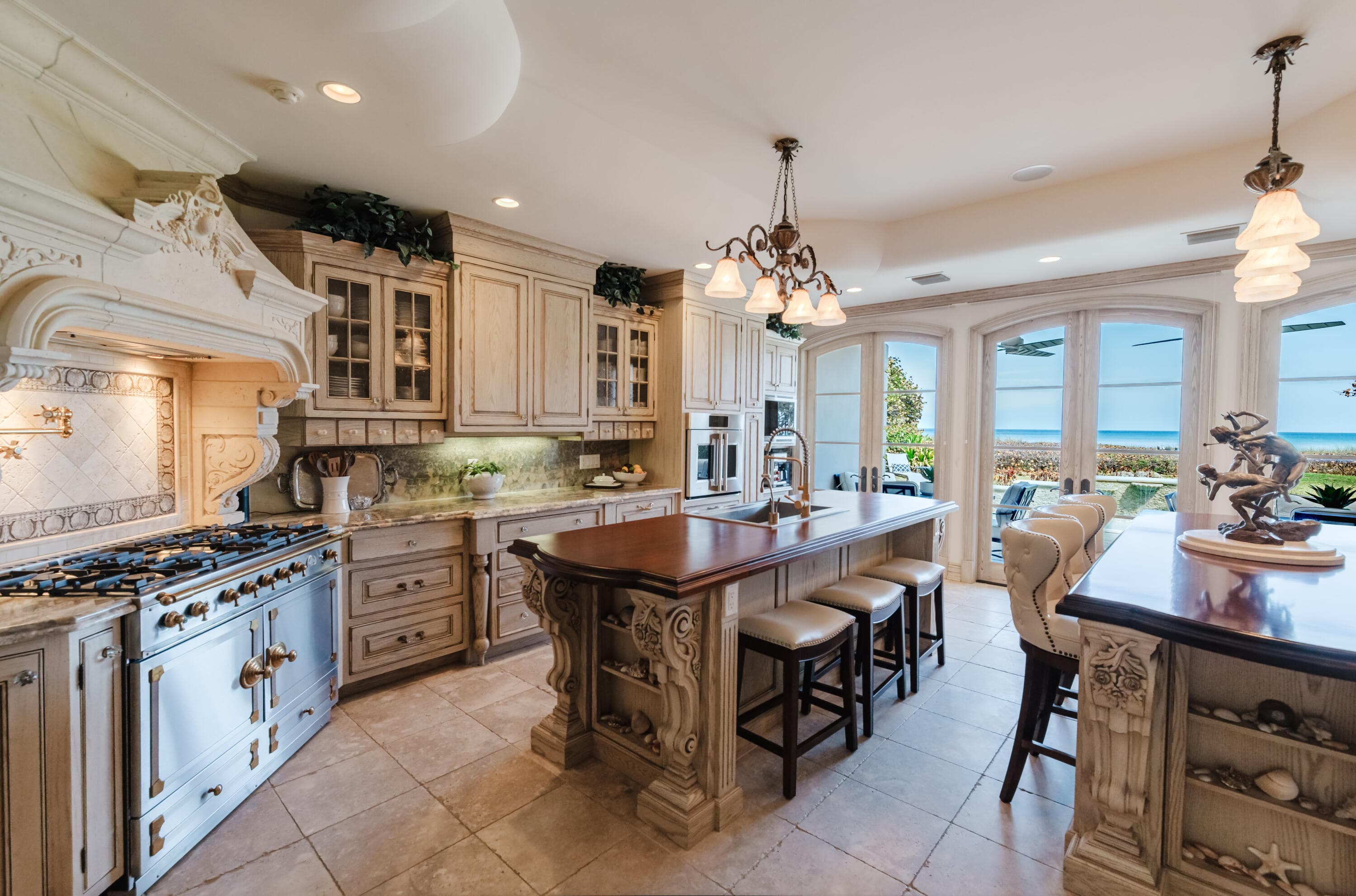 19 N Beach Road, Jupiter Island, FL 33455 15