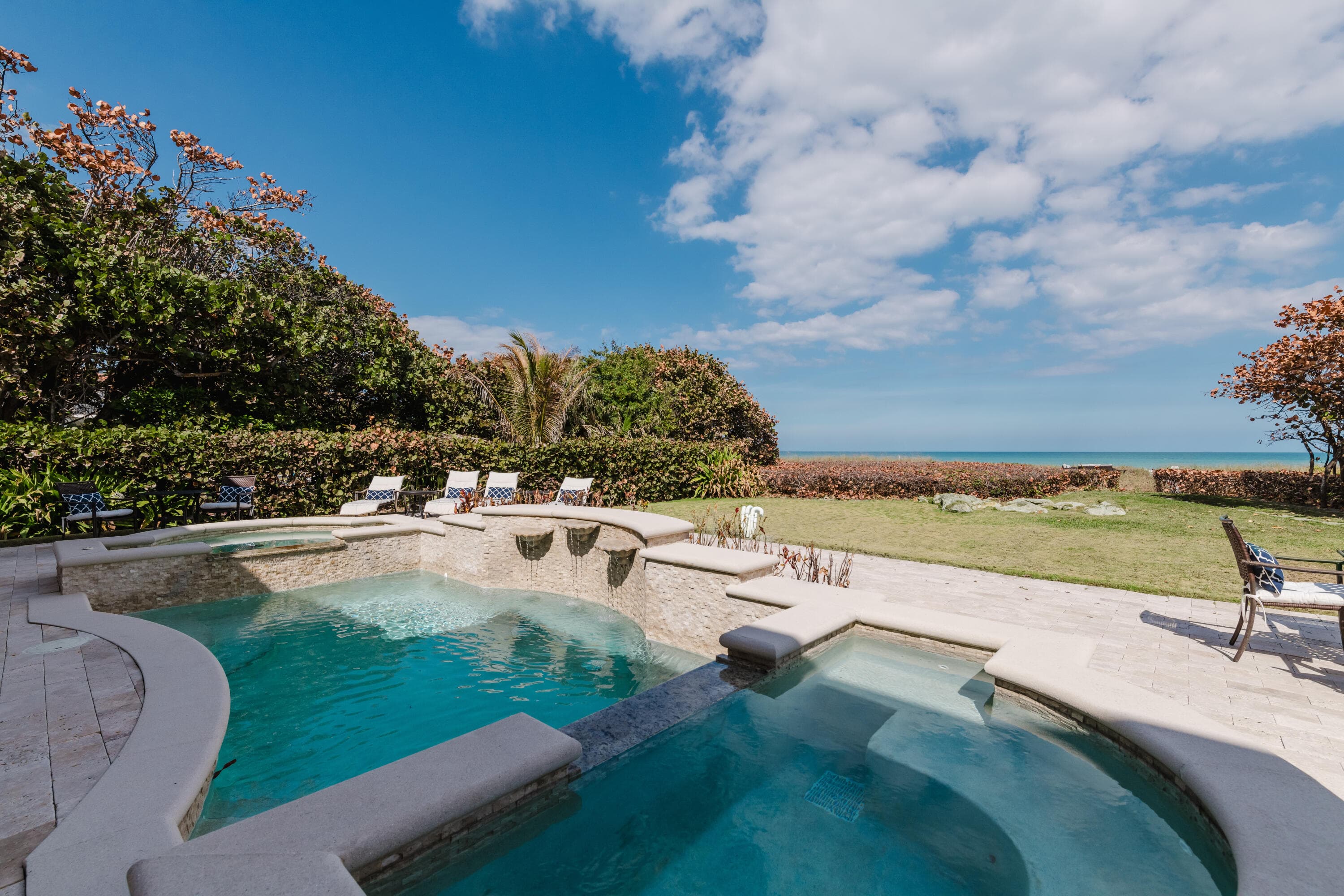 19 N Beach Road, Jupiter Island, FL 33455 57