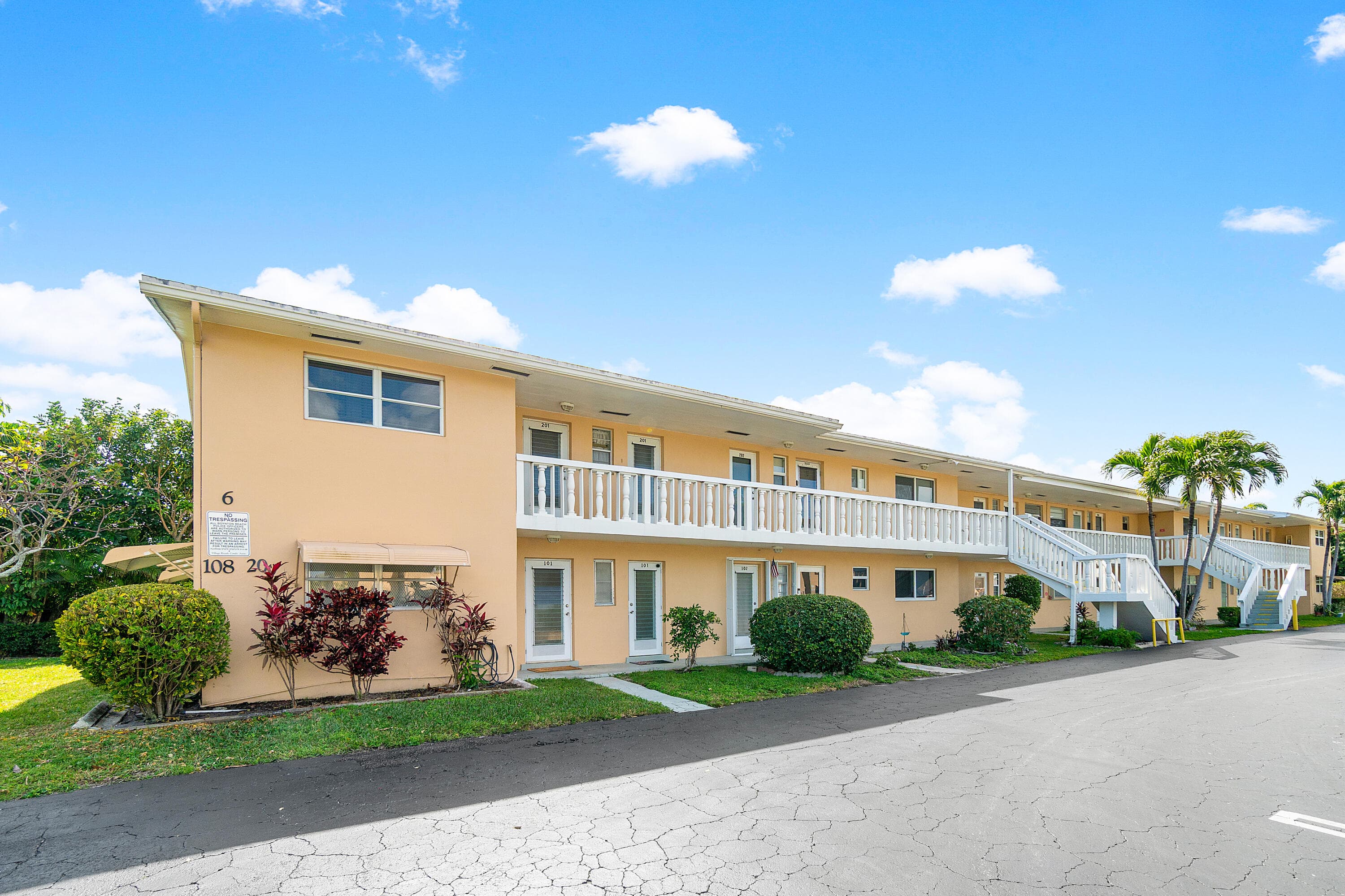 108 NE 20th Avenue NE 201, Boynton Beach, FL 33435 4