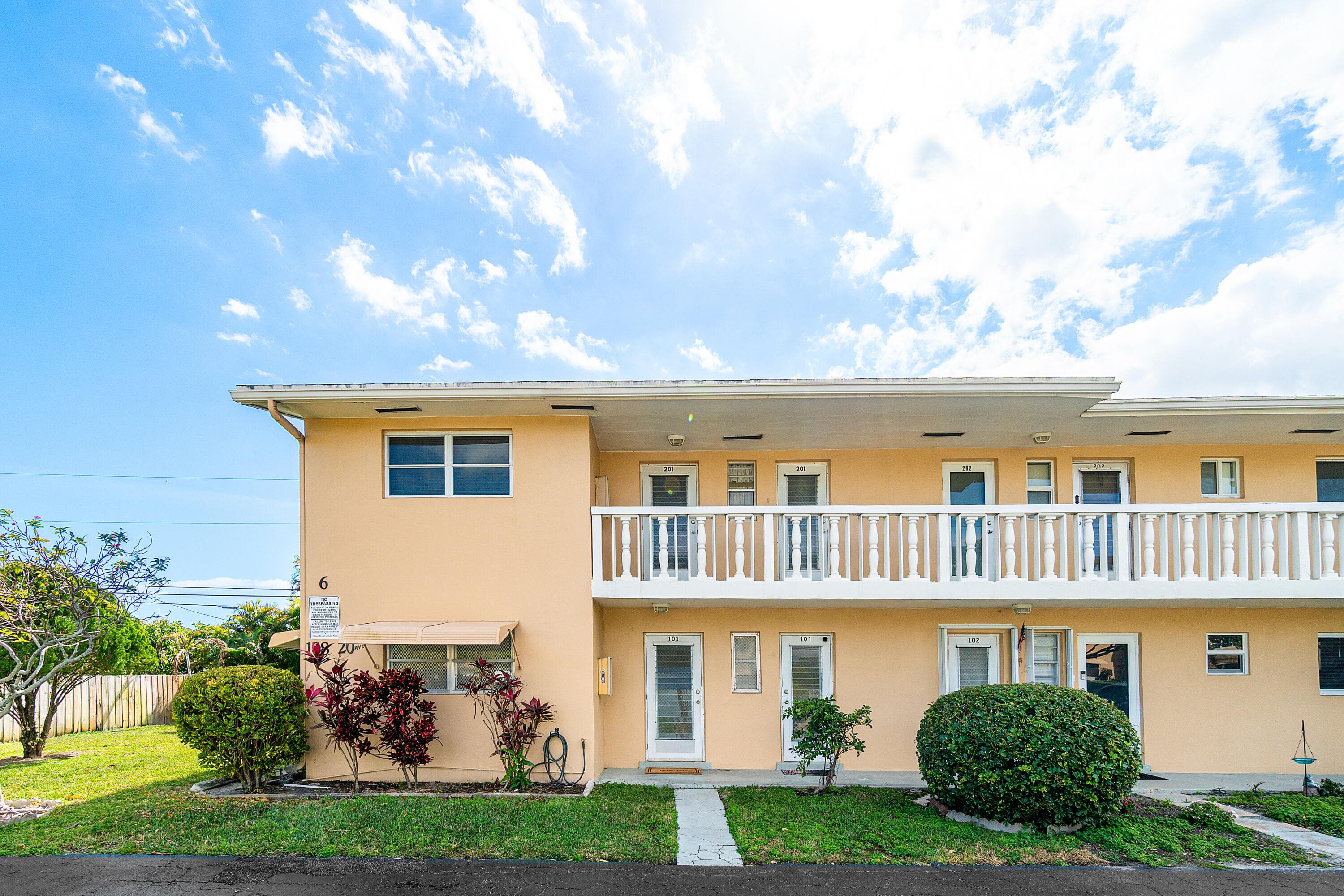 108 NE 20th Avenue NE 201, Boynton Beach, FL 33435 3