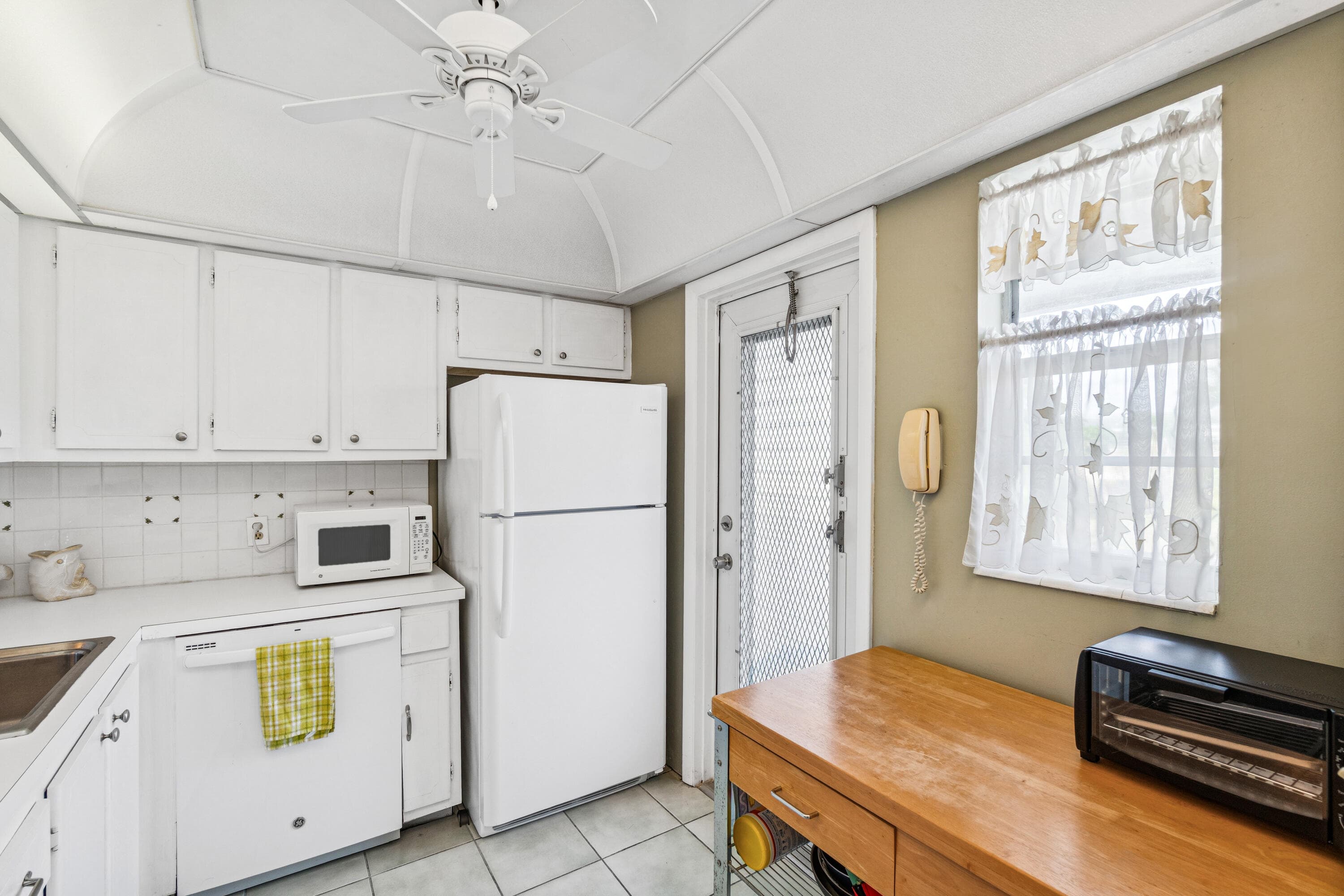 108 NE 20th Avenue NE 201, Boynton Beach, FL 33435 18