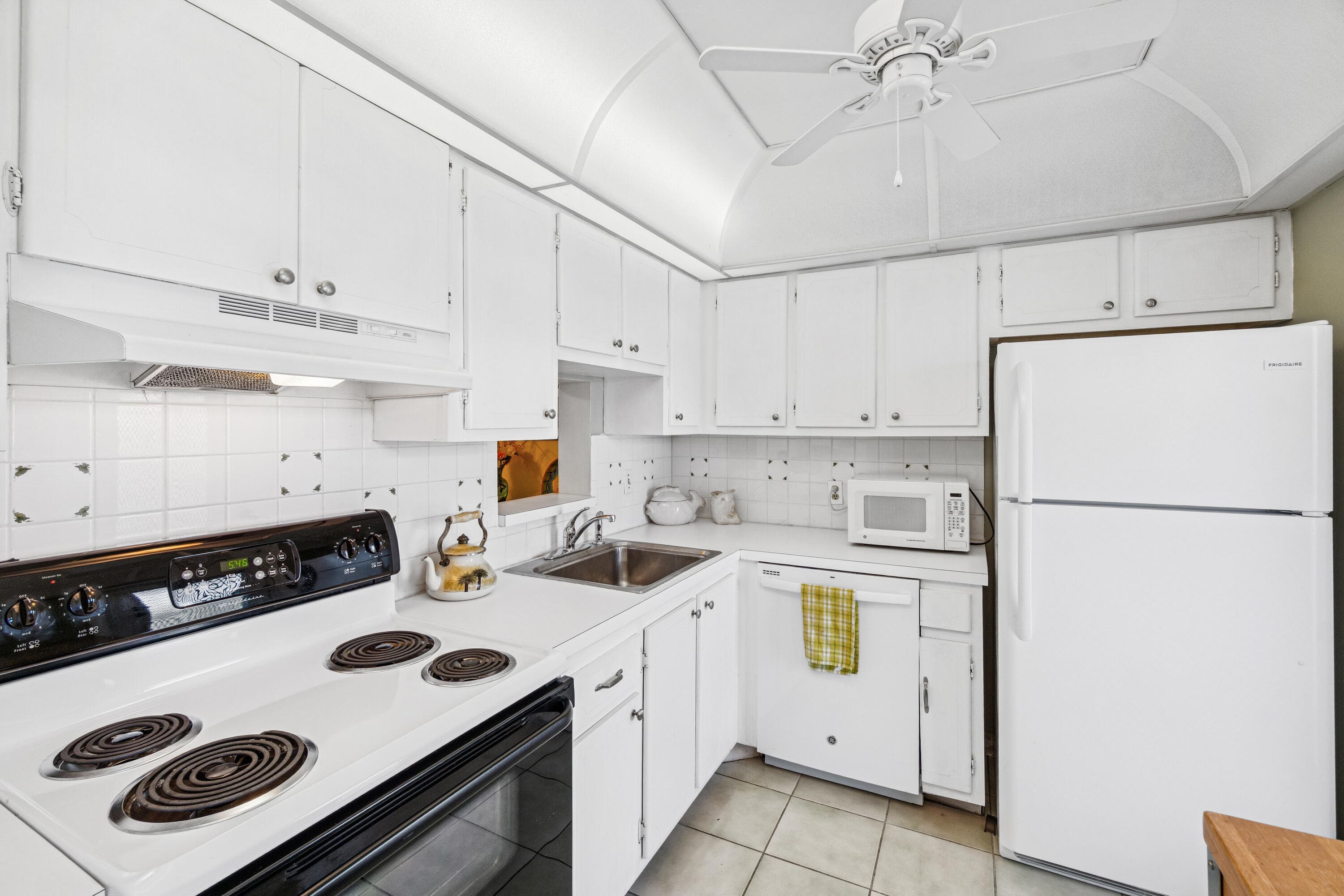 108 NE 20th Avenue NE 201, Boynton Beach, FL 33435 19
