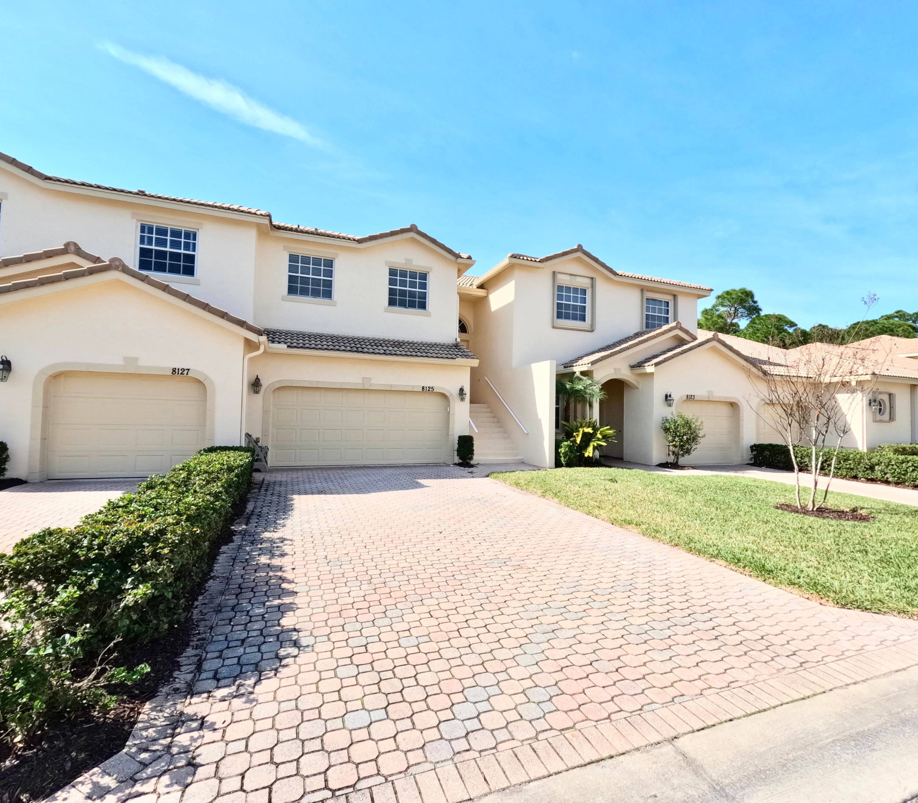 8125 Carnoustie Place, Port St. Lucie, FL 34986 33