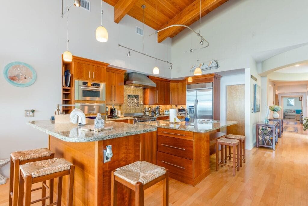 10330 S Ocean Drive, Hutchinson Island, FL 34949 8