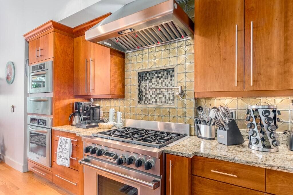 10330 S Ocean Drive, Hutchinson Island, FL 34949 9