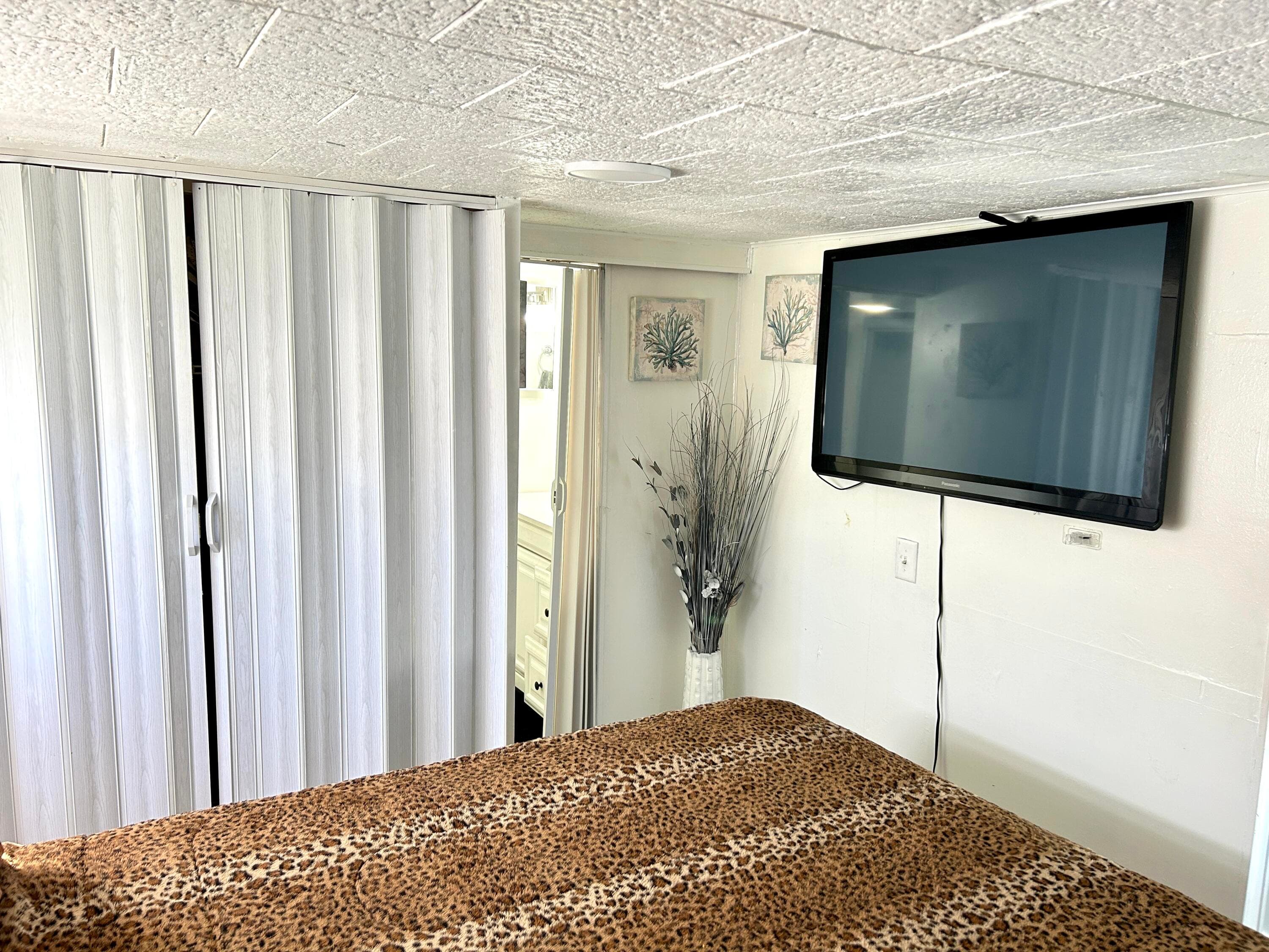 1325 S 33 Road, Hollywood, FL 33021 8