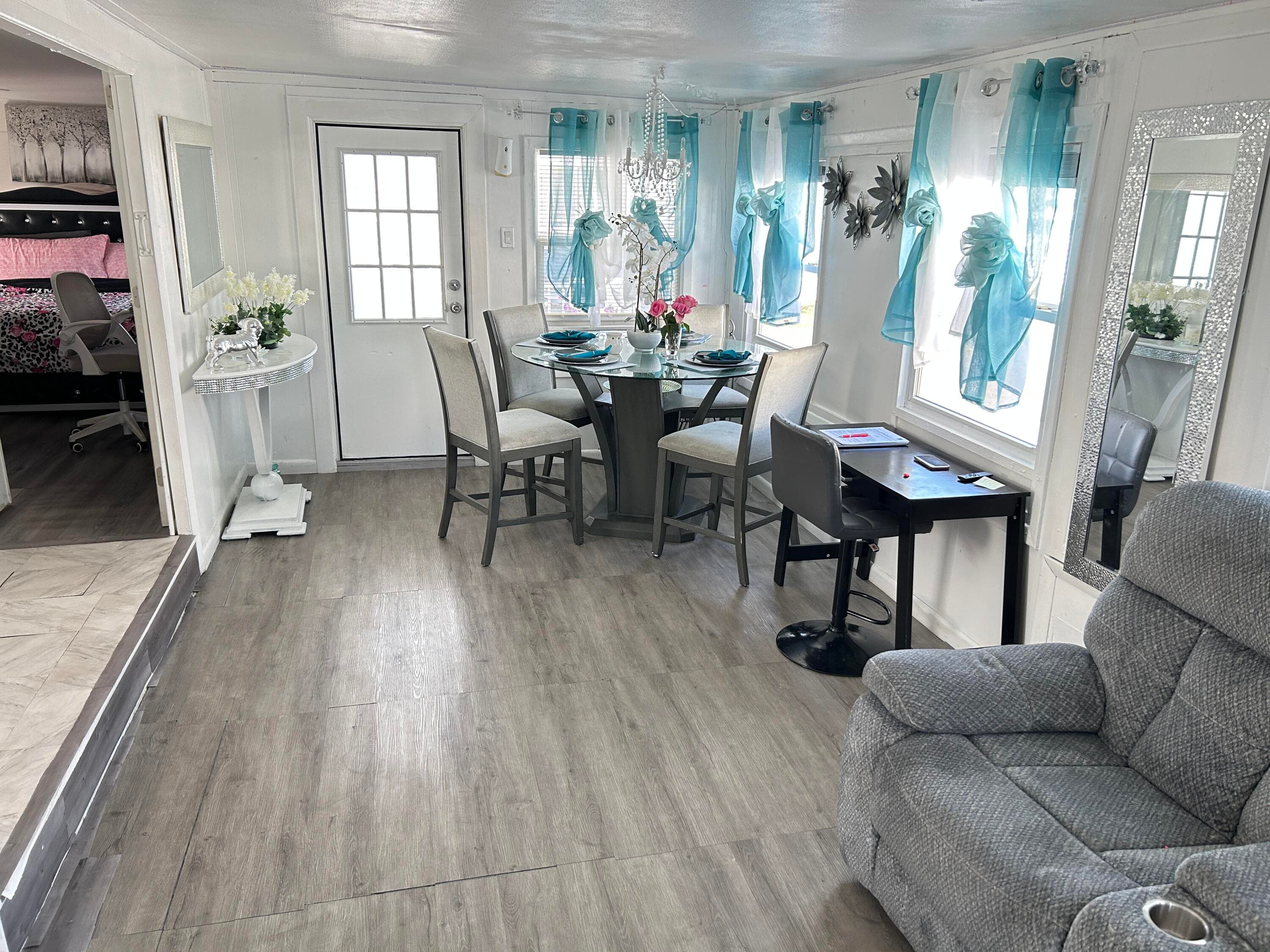 1325 S 33 Road, Hollywood, FL 33021 4