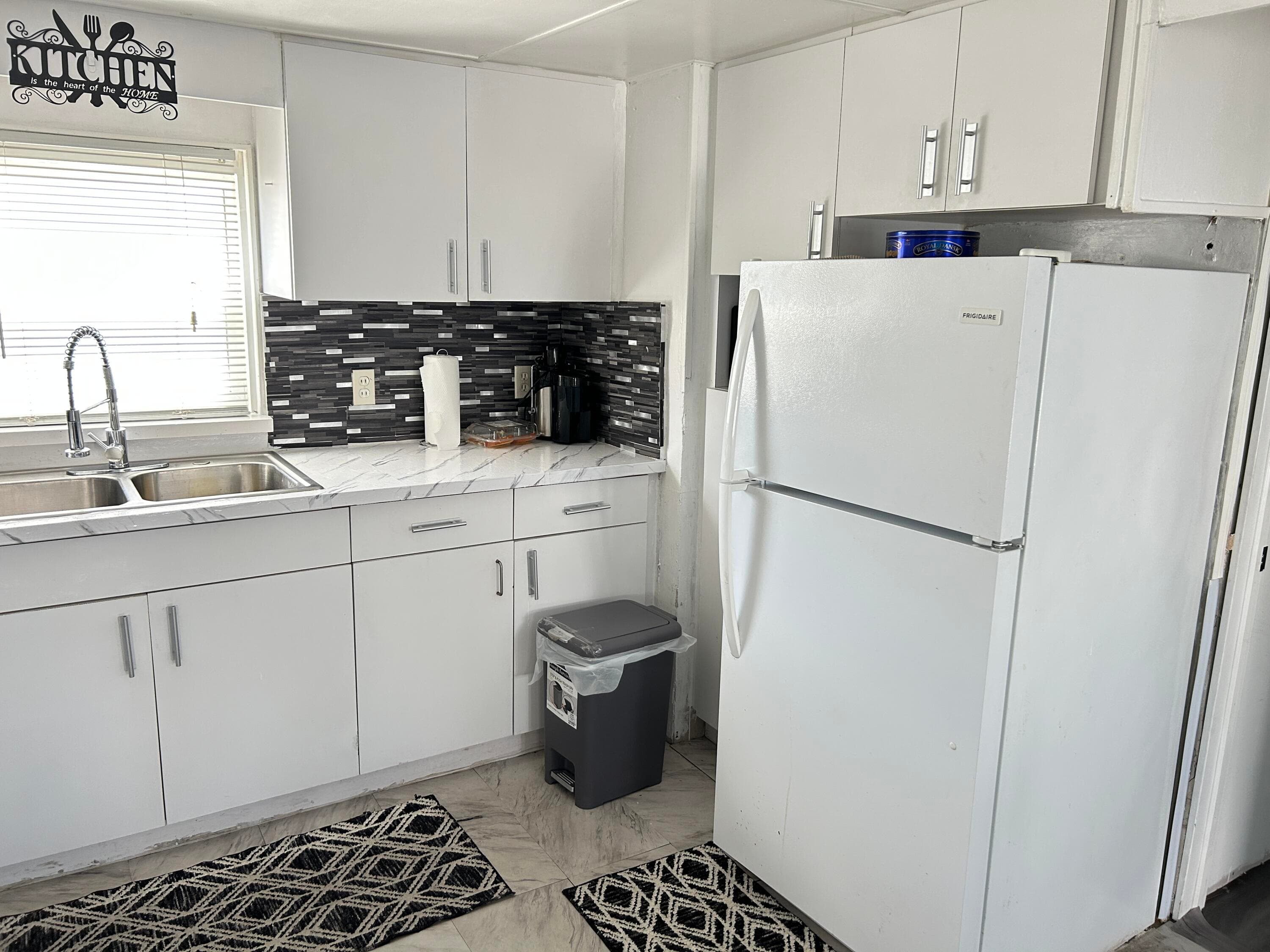 1325 S 33 Road, Hollywood, FL 33021 14