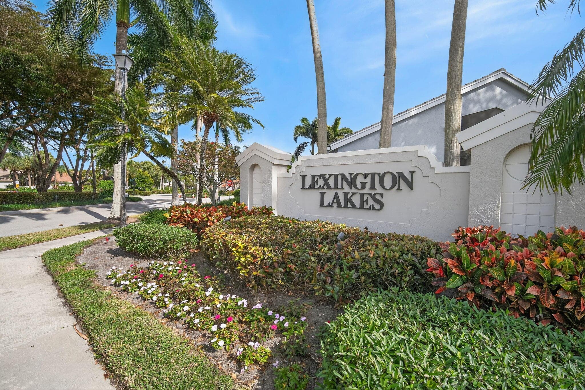 10056 Lexington Circle N, Boynton Beach, FL 33436 70