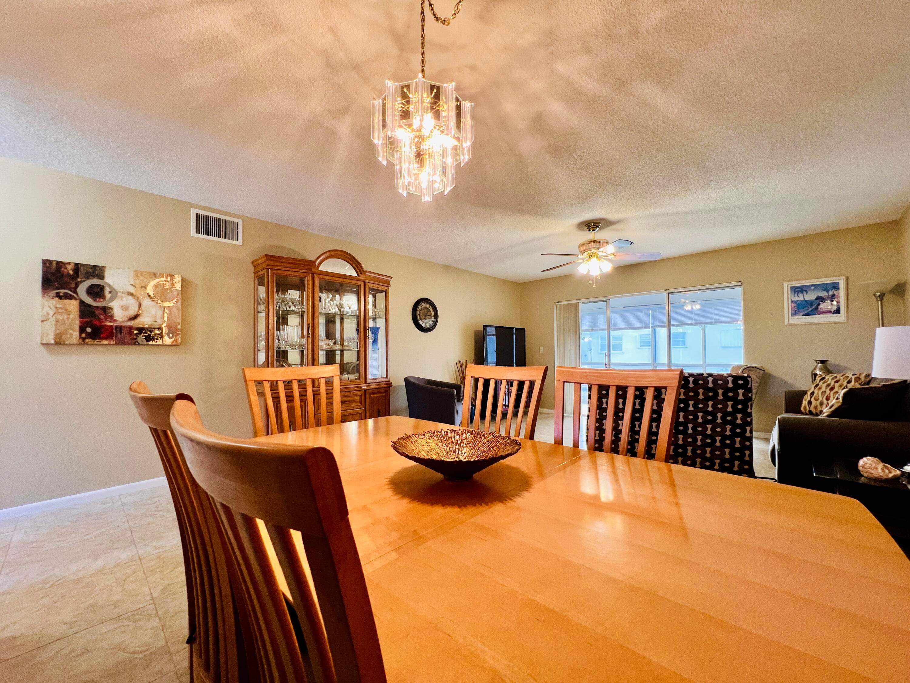 203 Oxford 500, West Palm Beach, FL 33417 5
