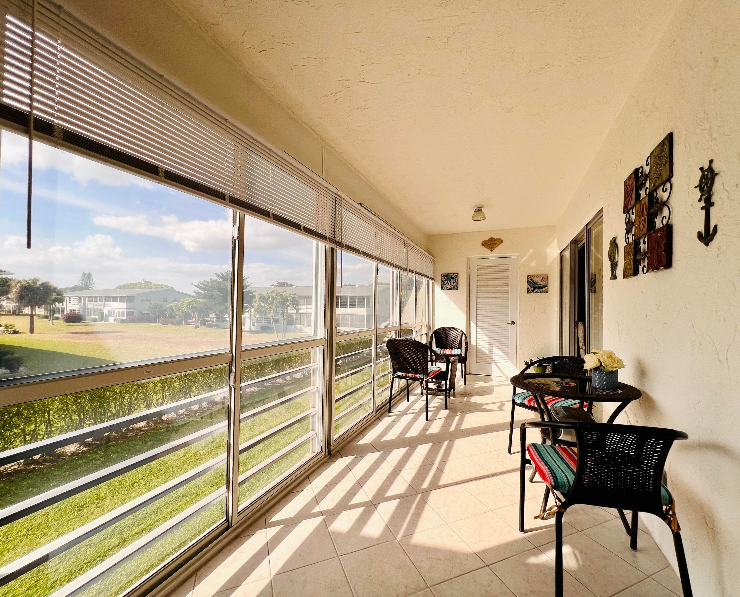 203 Oxford 500, West Palm Beach, FL 33417 13