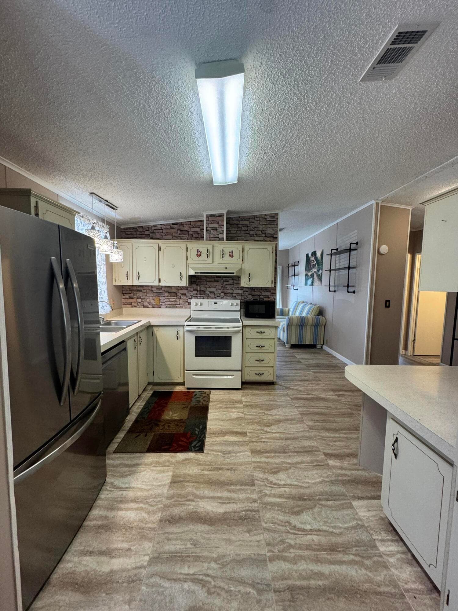 15094 Agulia Avenue, Fort Pierce, FL 34951 12
