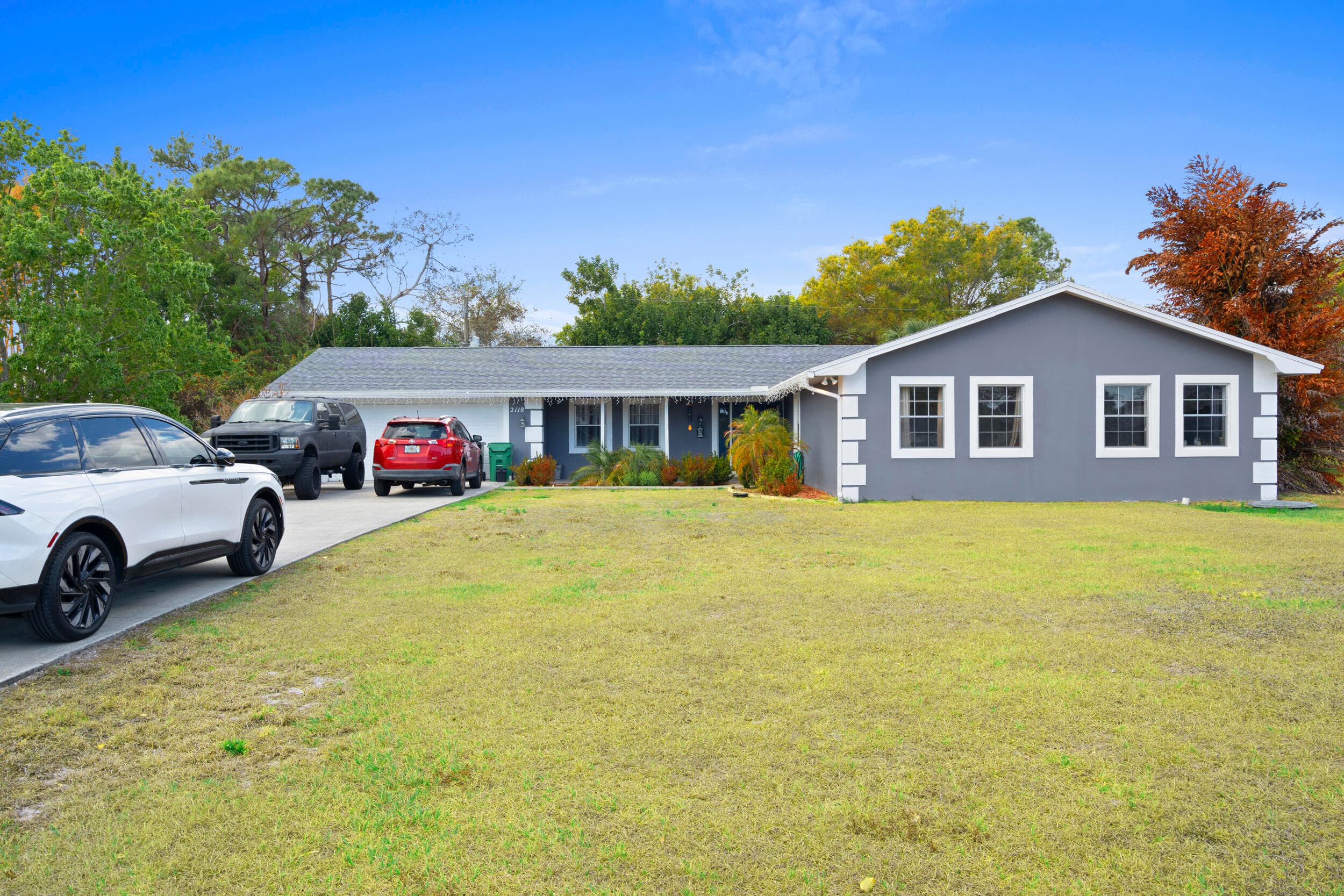 2118 SE Morningside Boulevard, Port St. Lucie, FL 34952 2