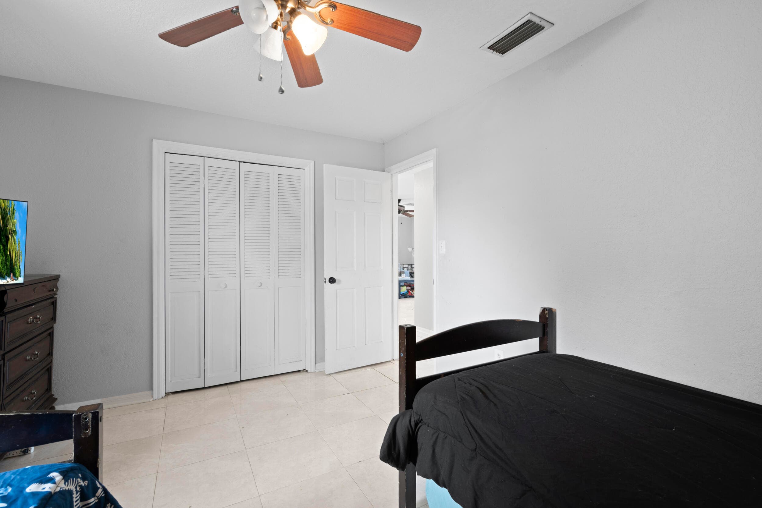2118 SE Morningside Boulevard, Port St. Lucie, FL 34952 24