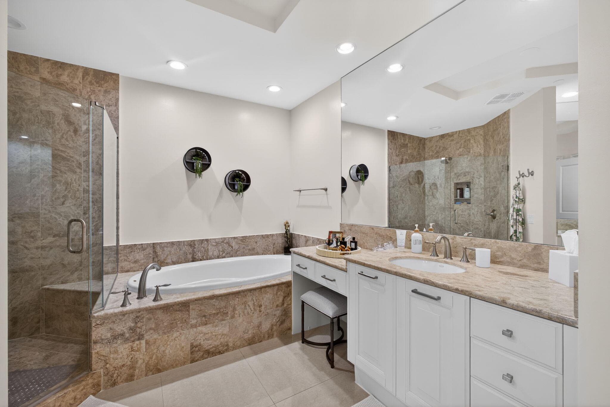 3800 N Ocean Drive 2050, Singer Island, FL 33404 24
