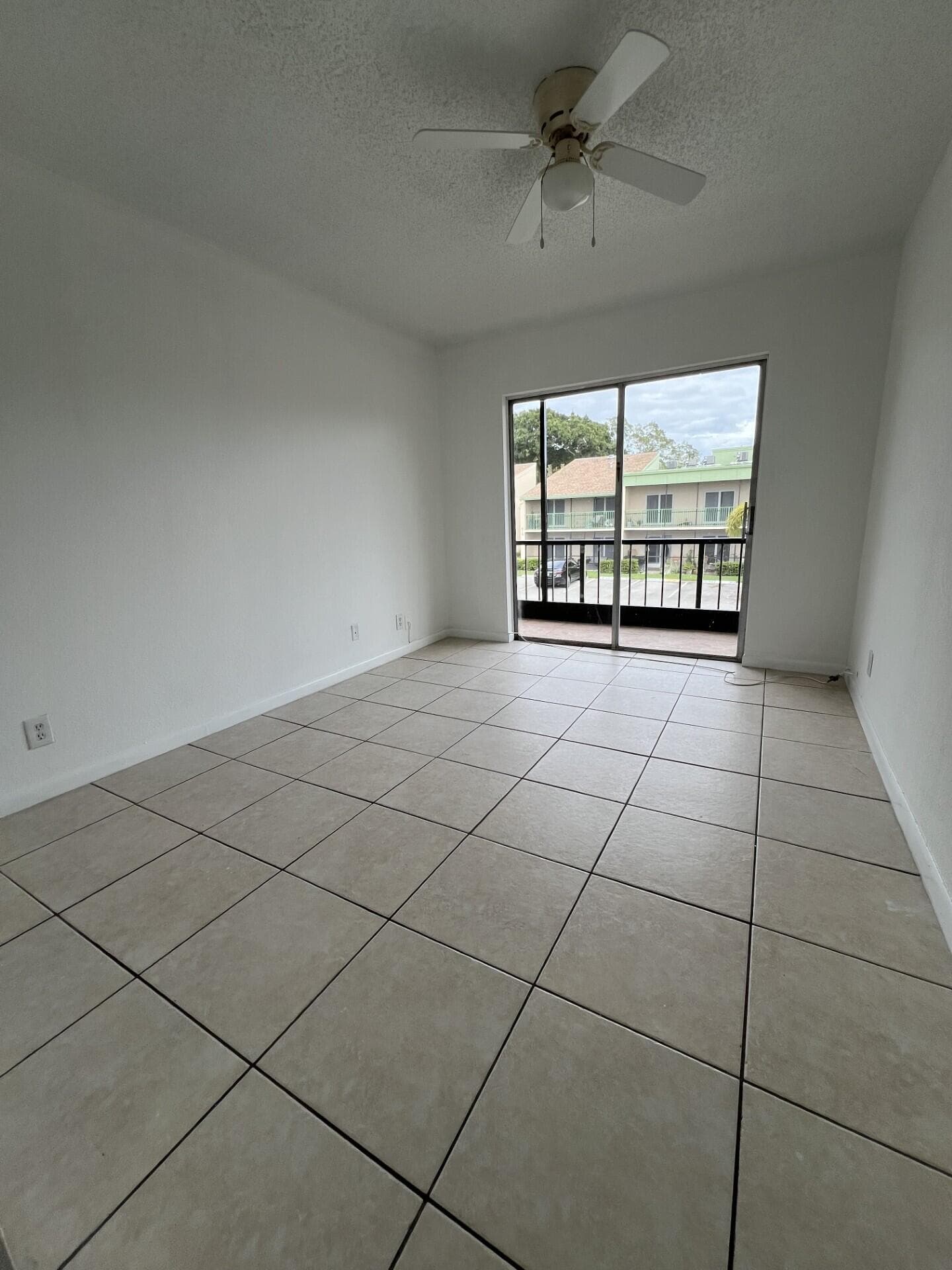 4129 NW 88th Avenue 202, Coral Springs, FL 33065 10