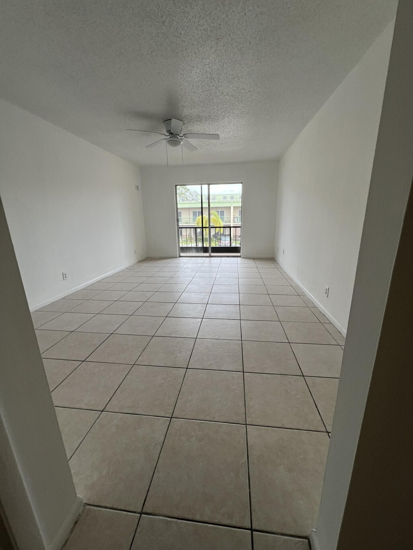 4129 NW 88th Avenue 202, Coral Springs, FL 33065 12