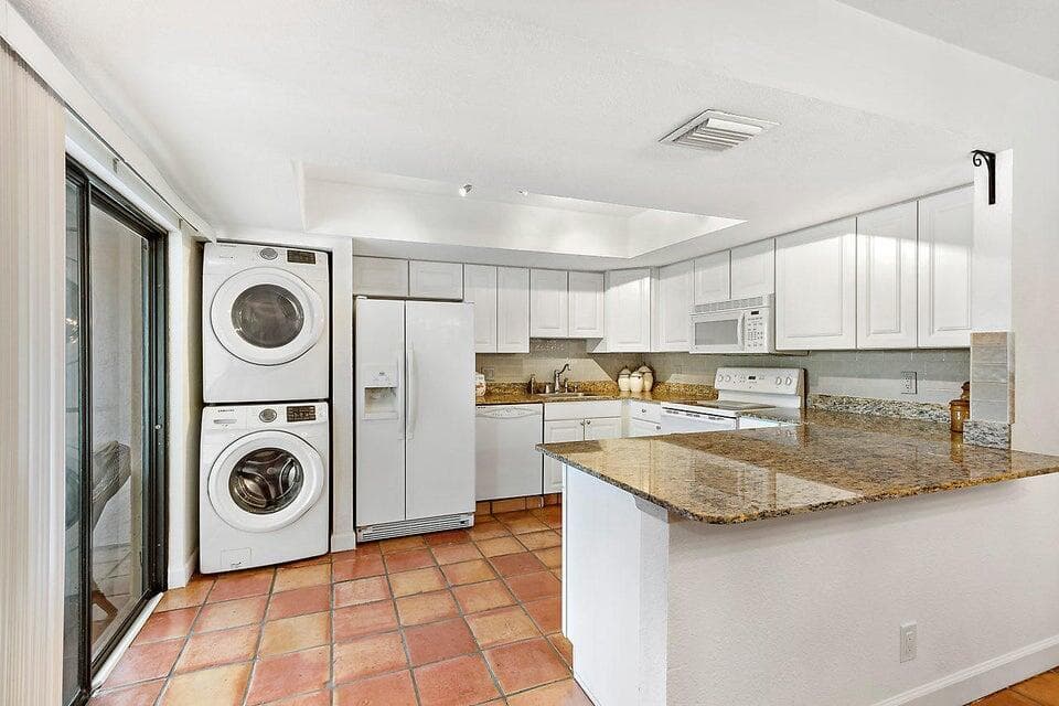 1608 Shaker Circle Circle, Wellington, FL 33414 5