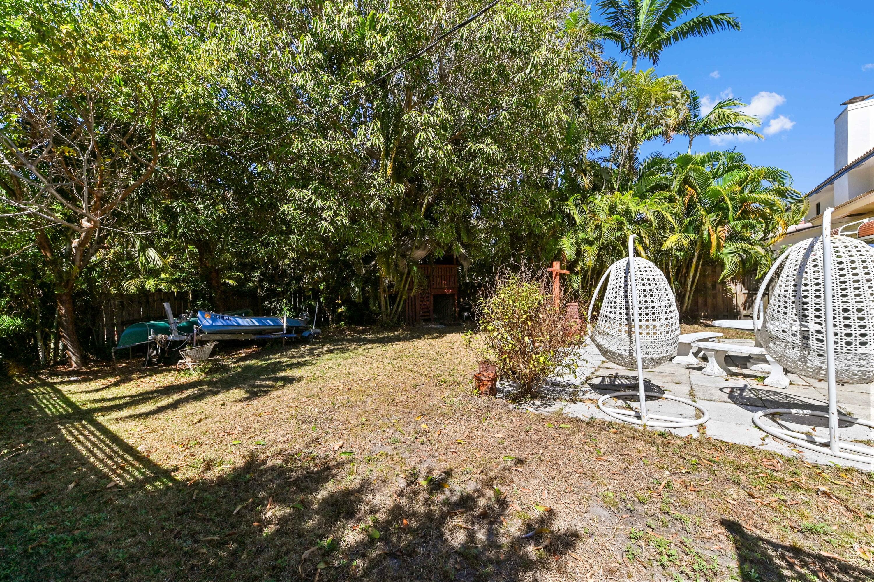 411 N Lakeside Drive, Lake Worth Beach, FL 33460 18