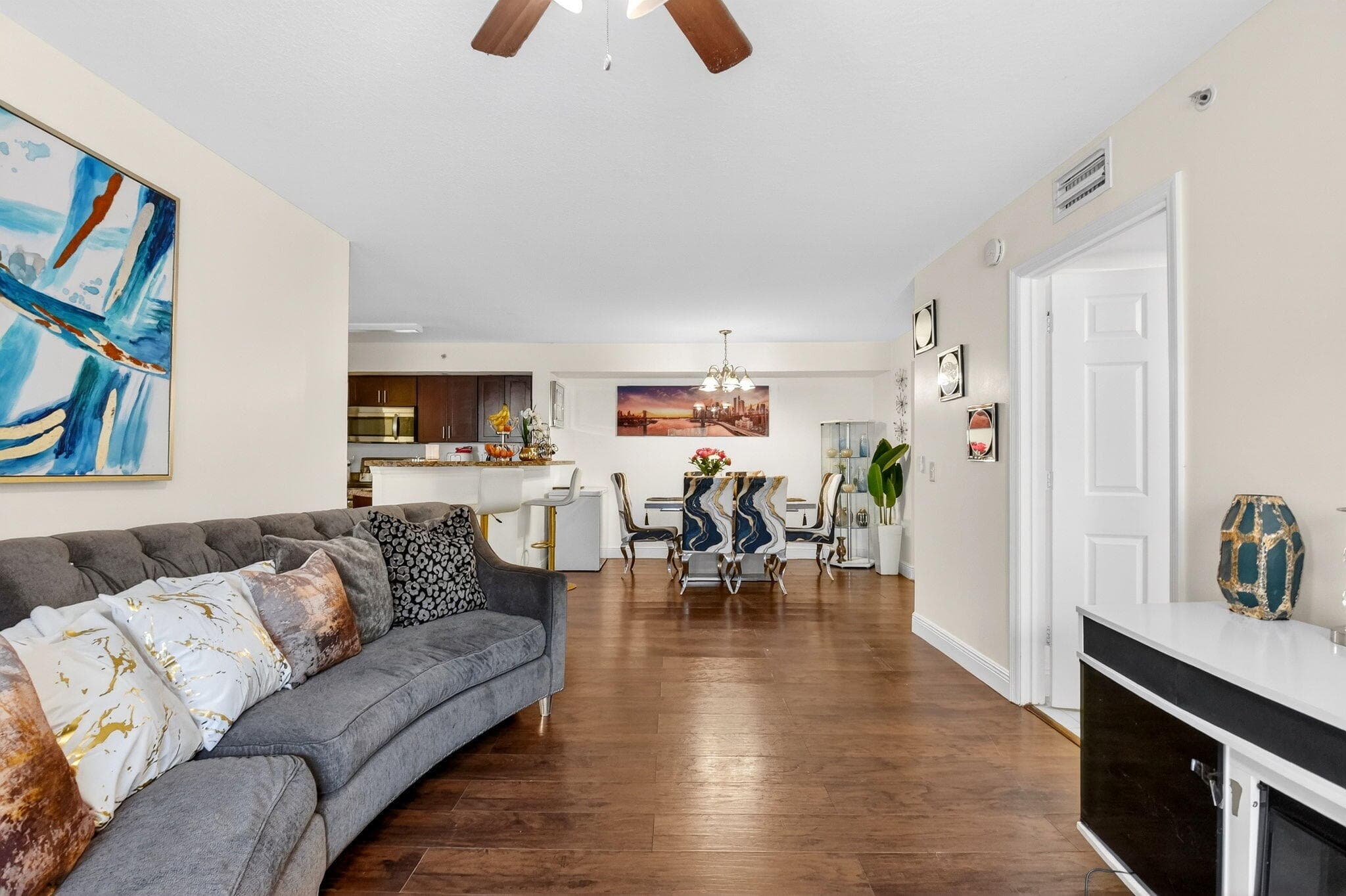 4151 San Marino Boulevard 101, West Palm Beach, FL 33409 7