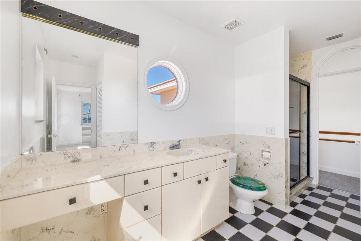 2 Seahorse Lane, Vero Beach, FL 32960 34