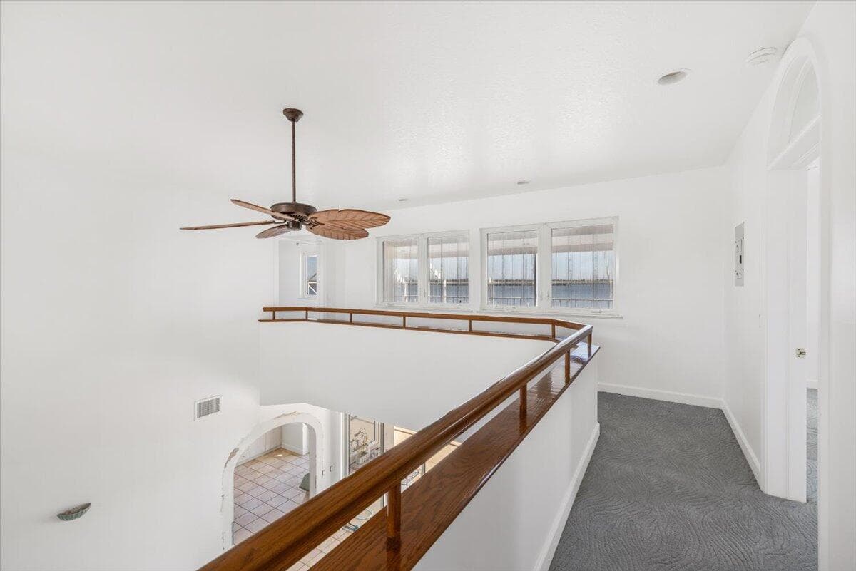 2 Seahorse Lane, Vero Beach, FL 32960 53