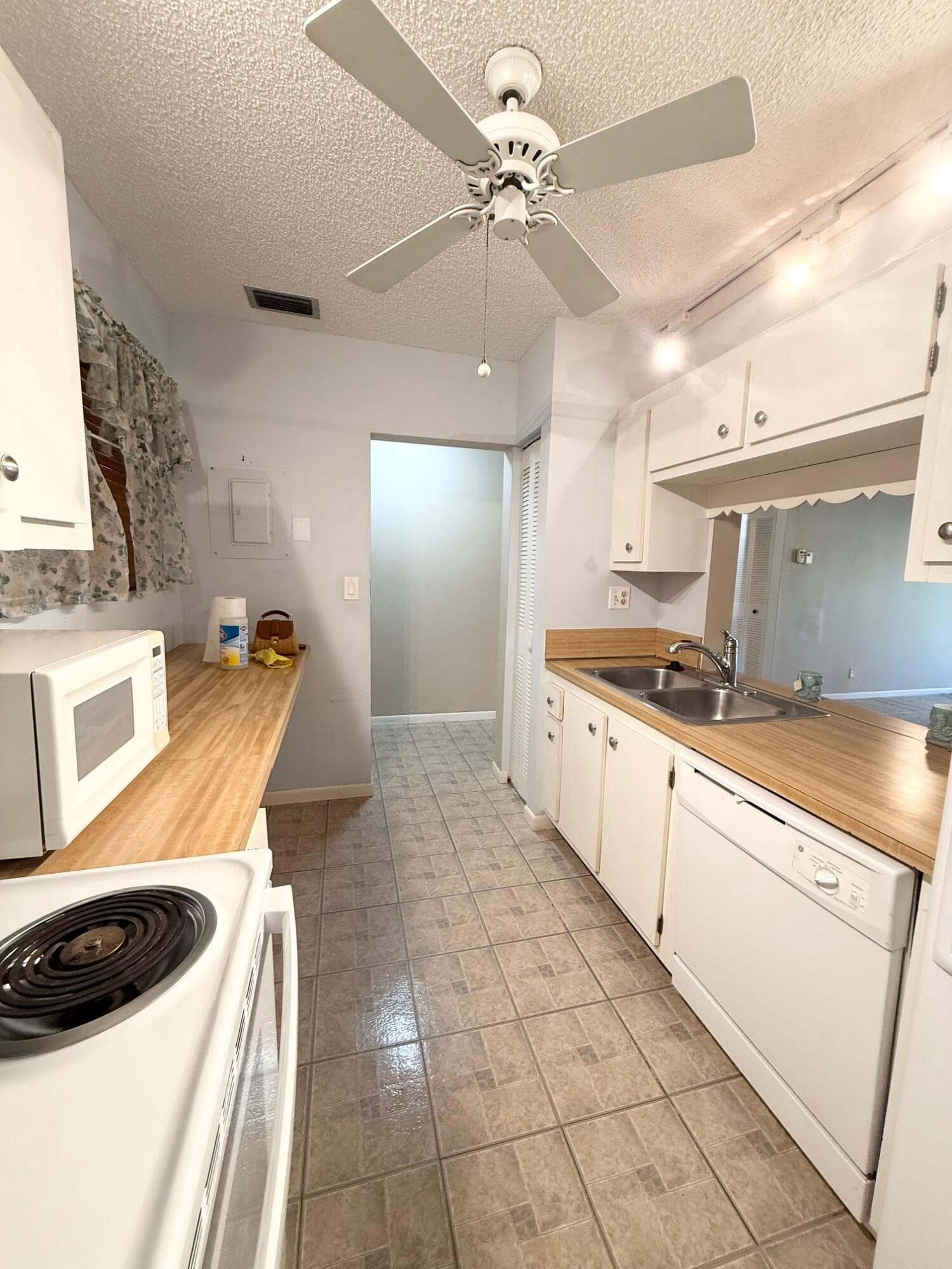 930 SW 9th Street Circle 205, Boca Raton, FL 33486 7