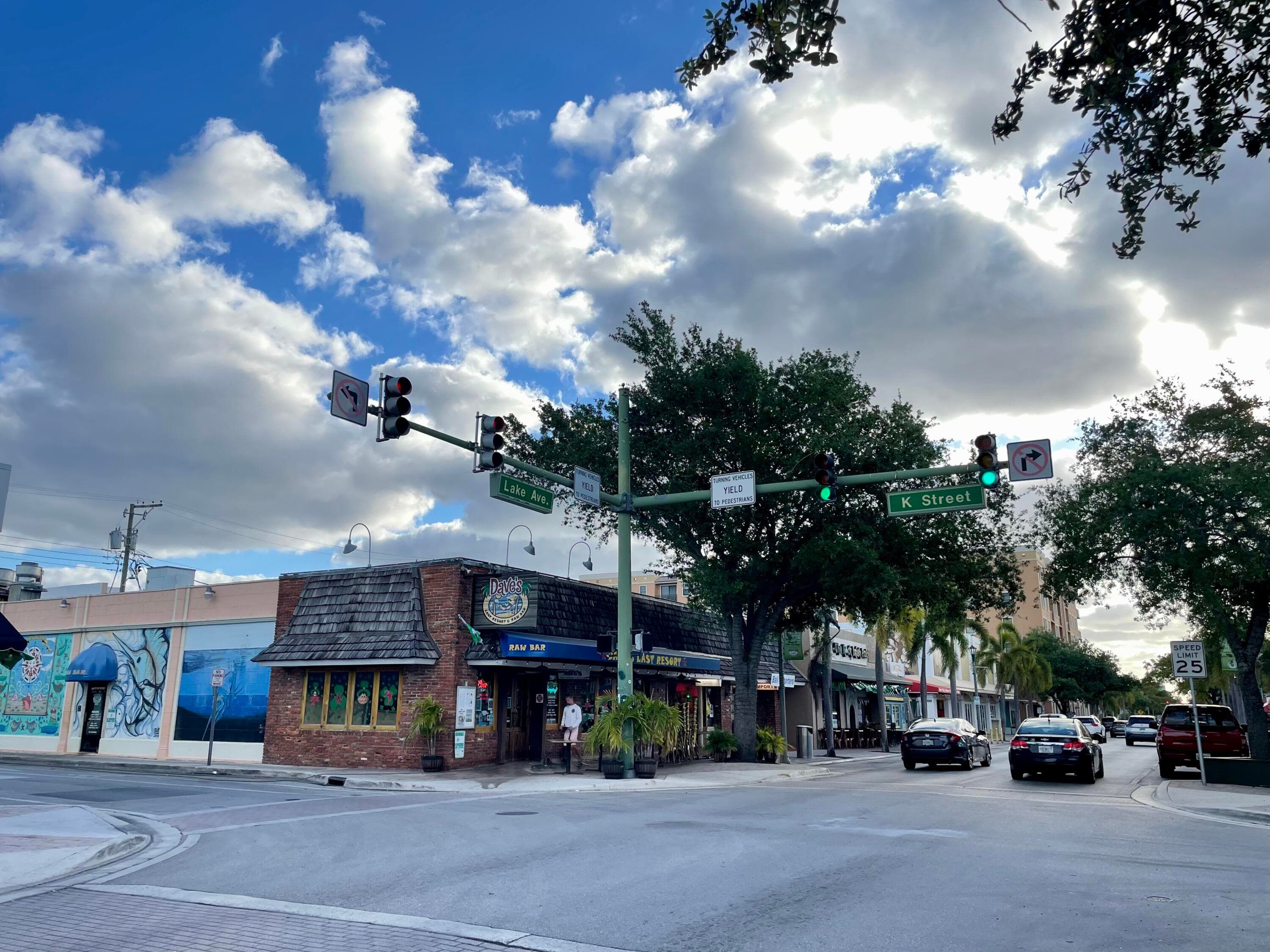 921 S M Street, Lake Worth Beach, FL 33460 44