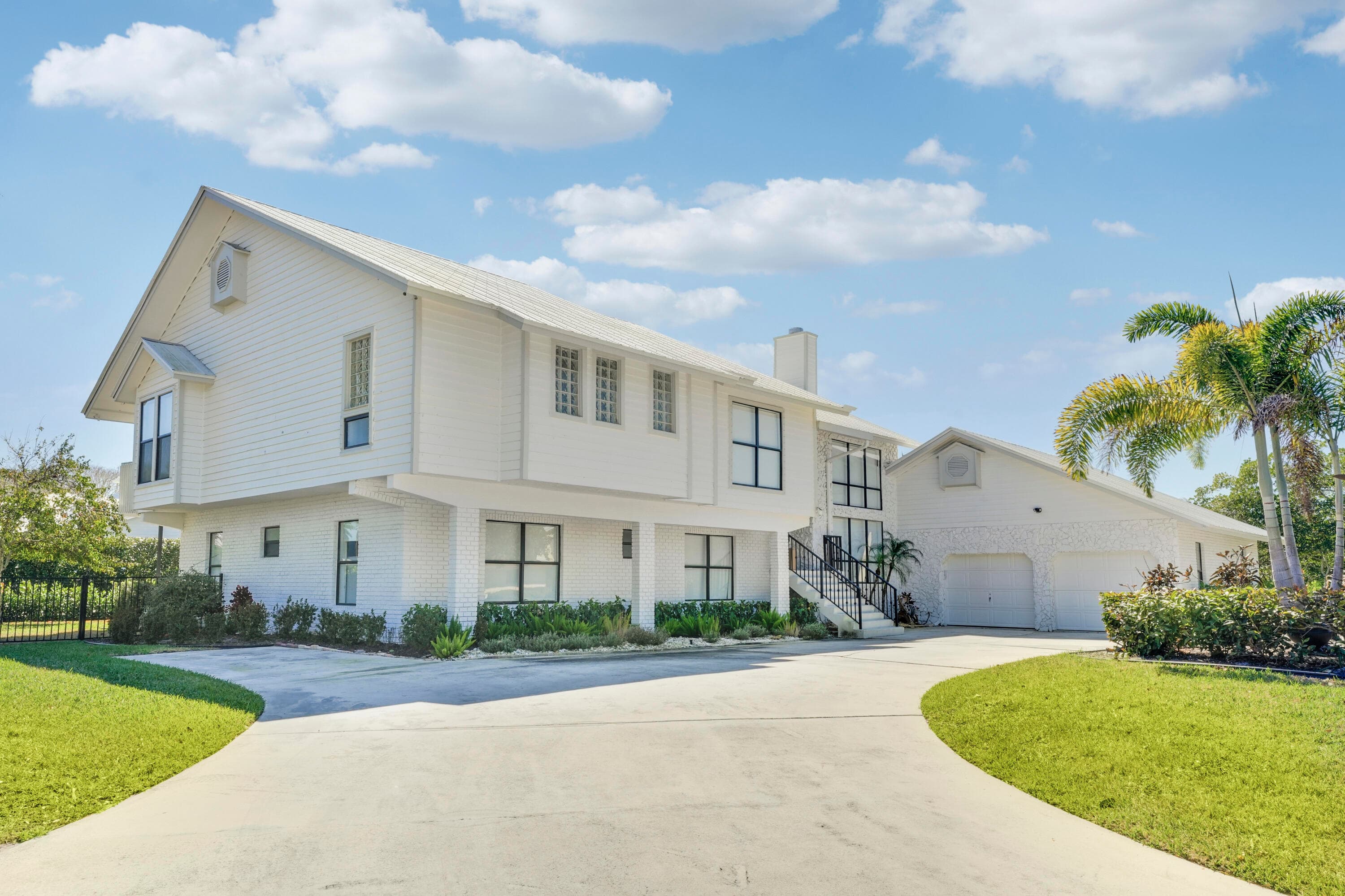 4290 SE Whiticar Way, Stuart, FL 34997 2
