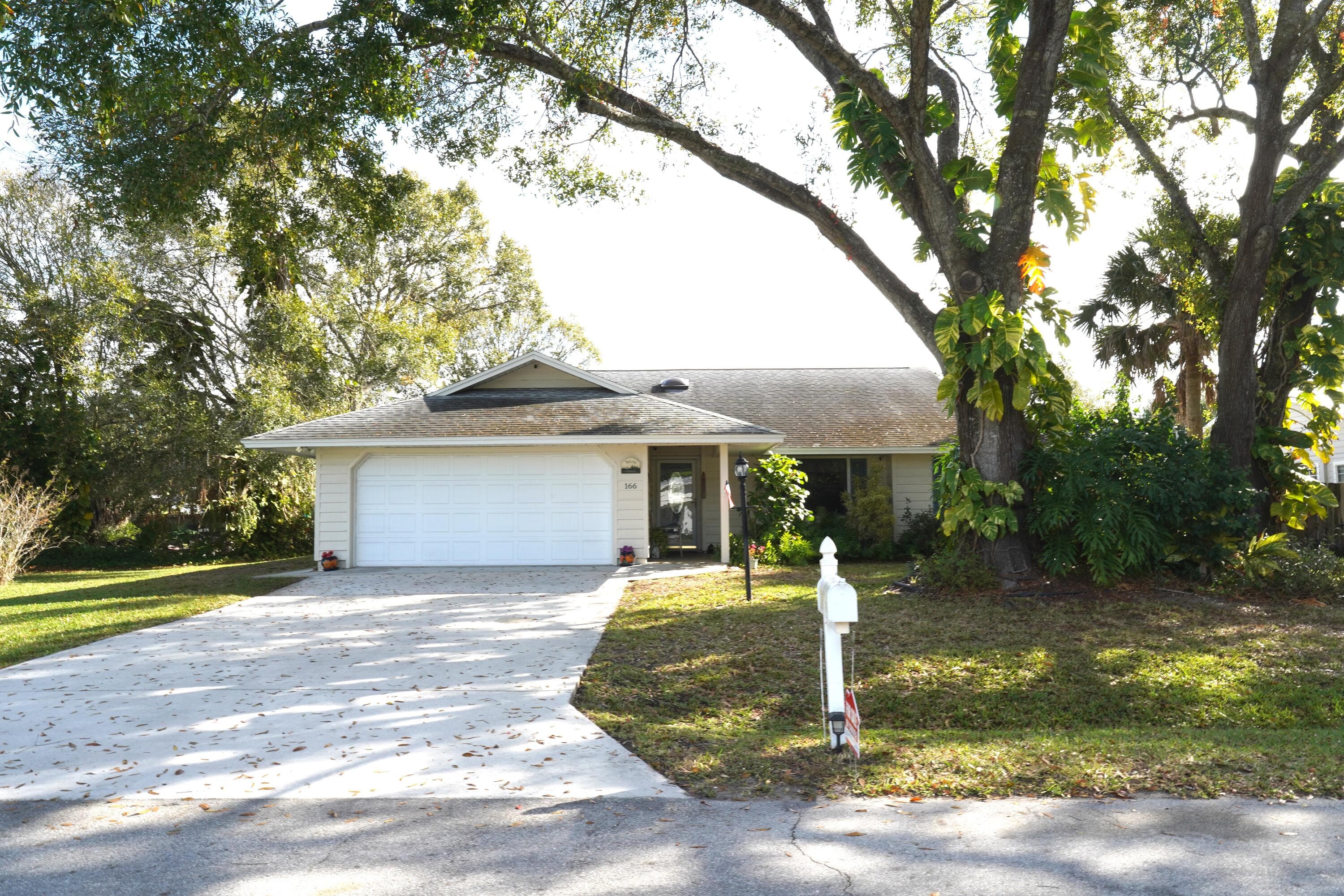 166 23rd Avenue, Vero Beach, FL 32962