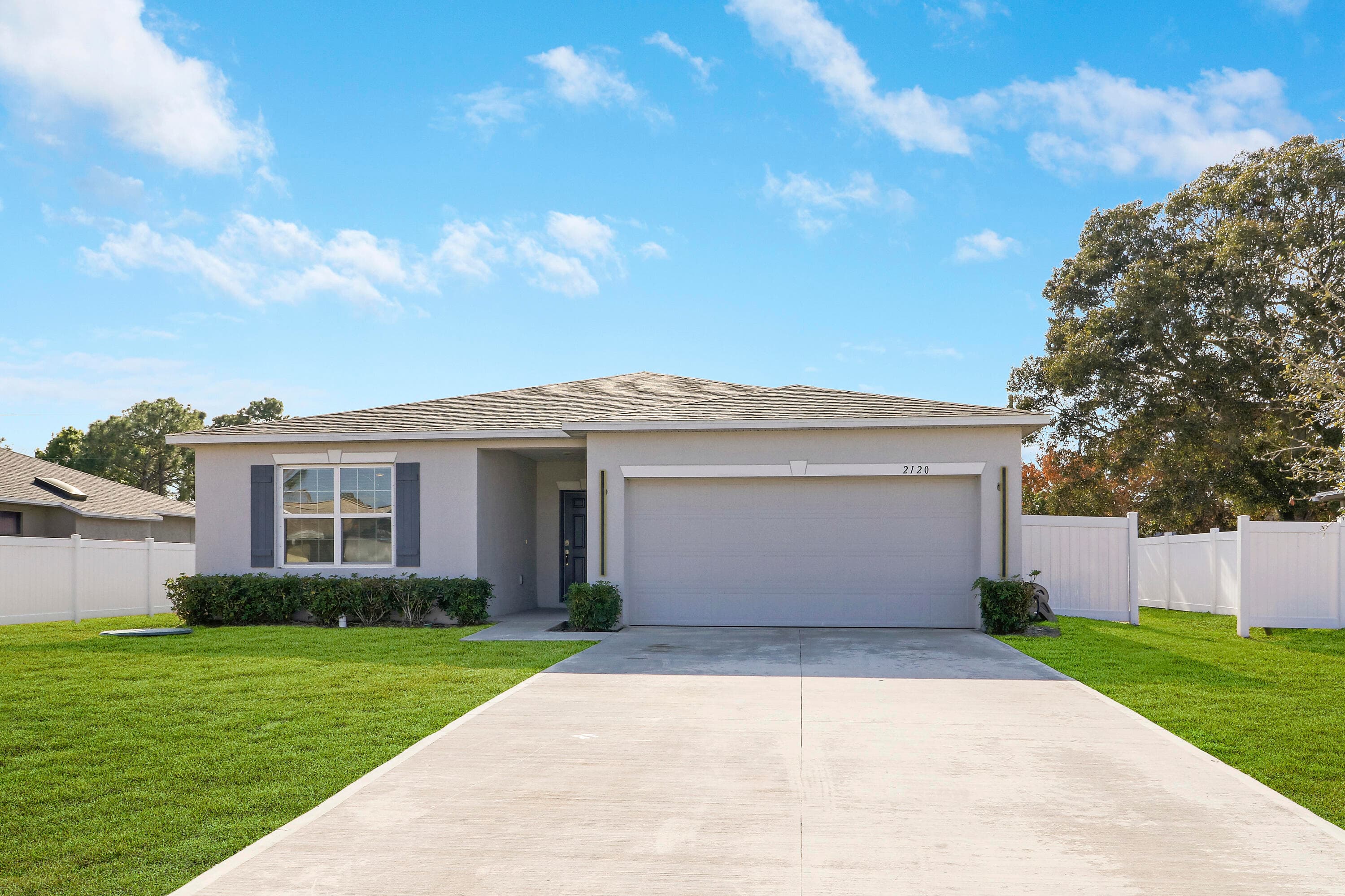 2120 SW Trenton, Port St. Lucie, FL 34984
