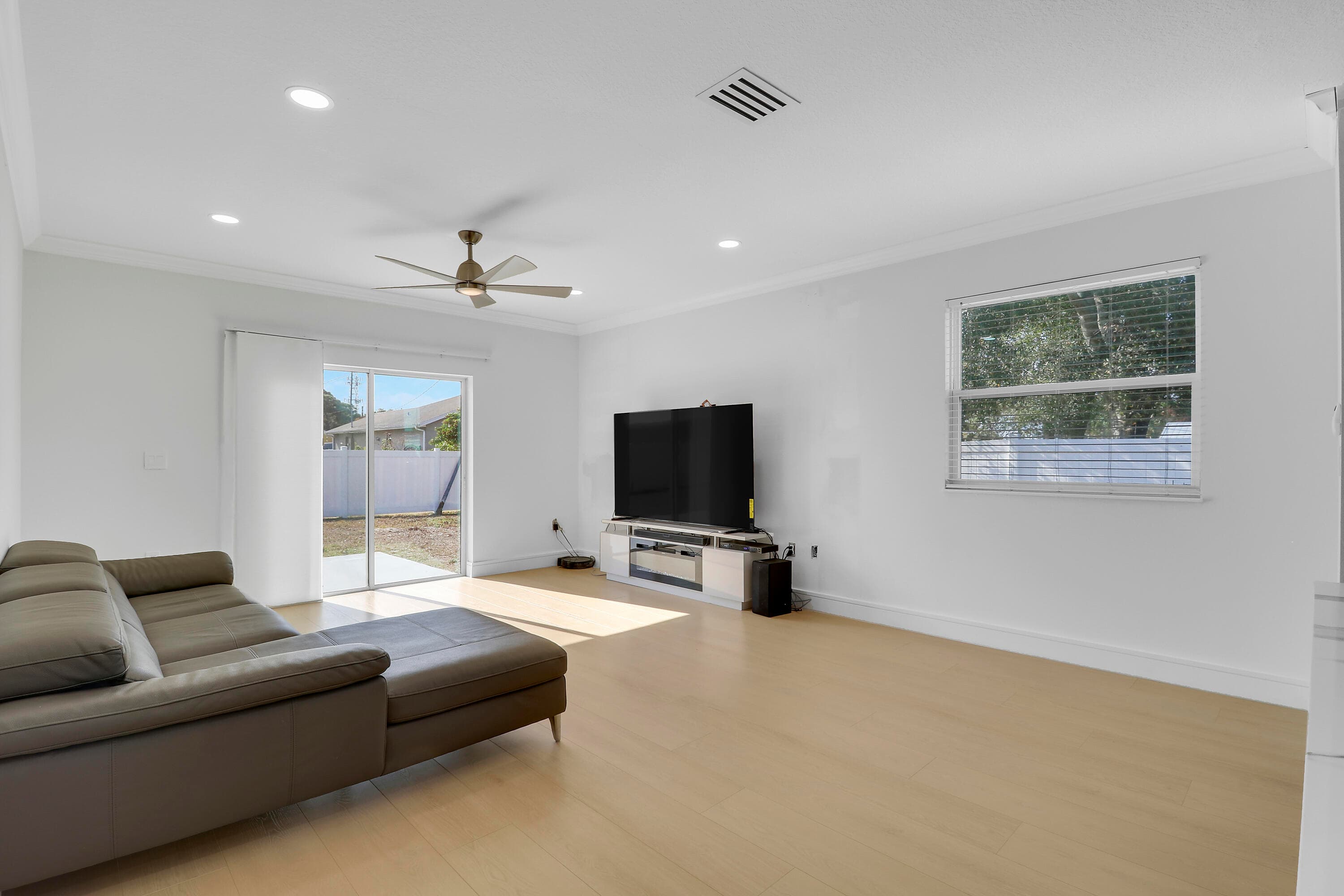 2120 SW Trenton, Port St. Lucie, FL 34984 9