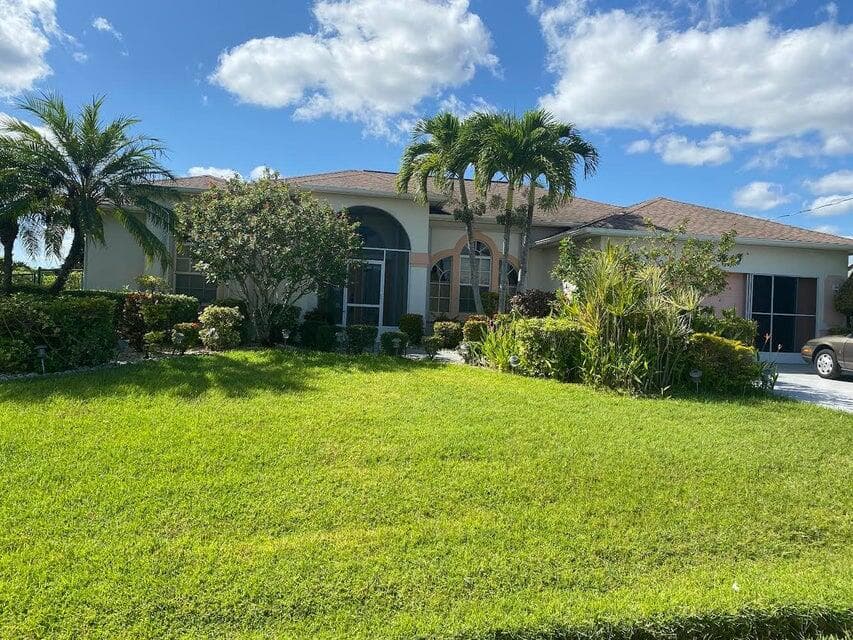 5640 NW Commodore Terrace, Port St. Lucie, FL 34983 2