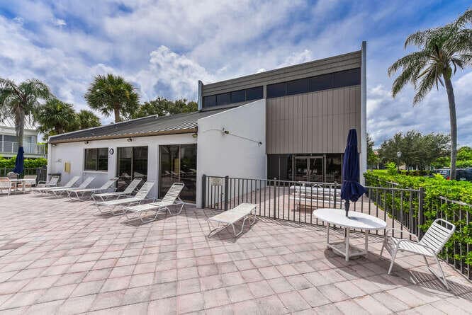1605 S Us Highway 1 E103, Jupiter, FL 33477 32