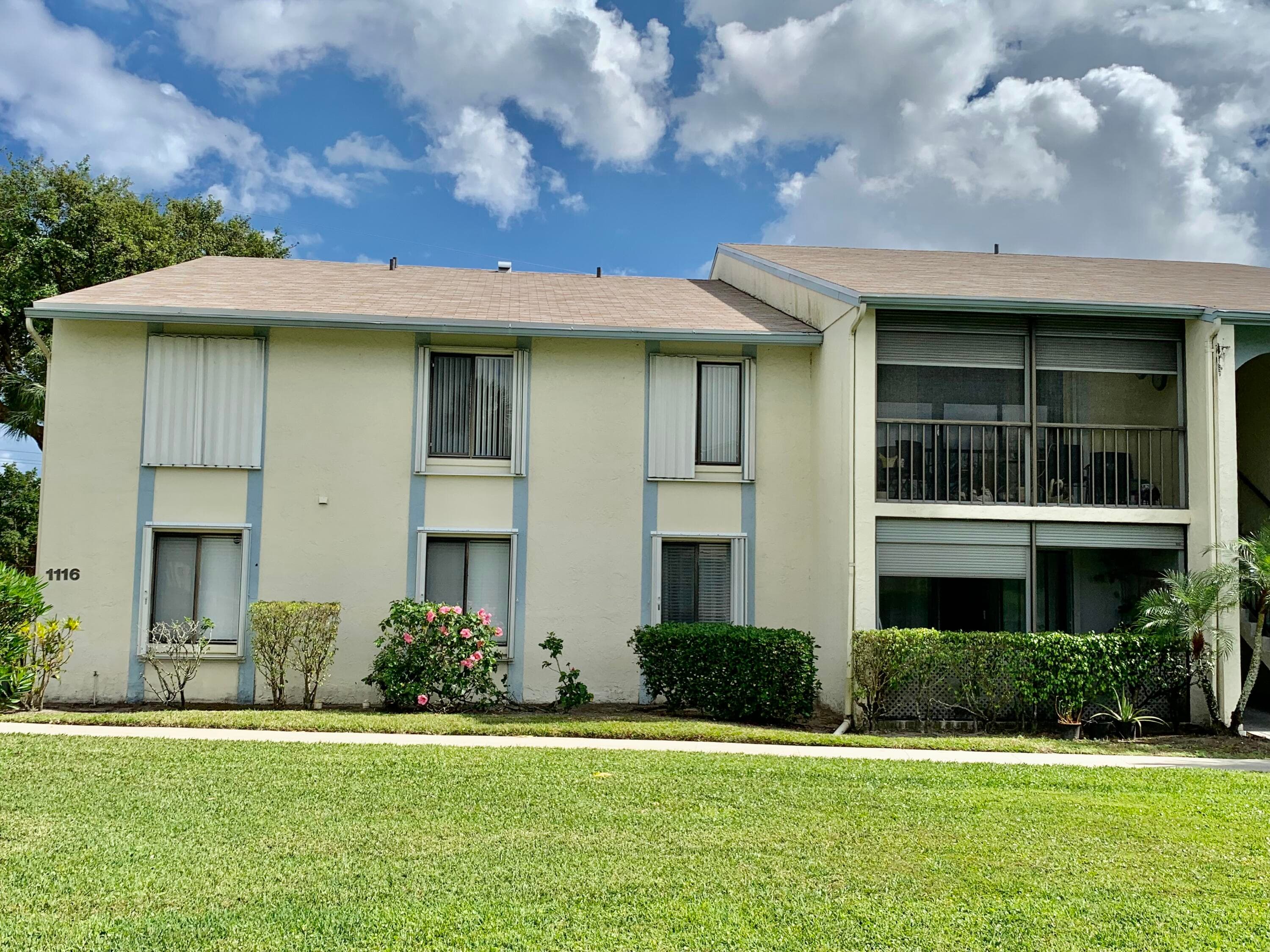 1116 Green Pine Boulevard G1, West Palm Beach, FL 33409 2