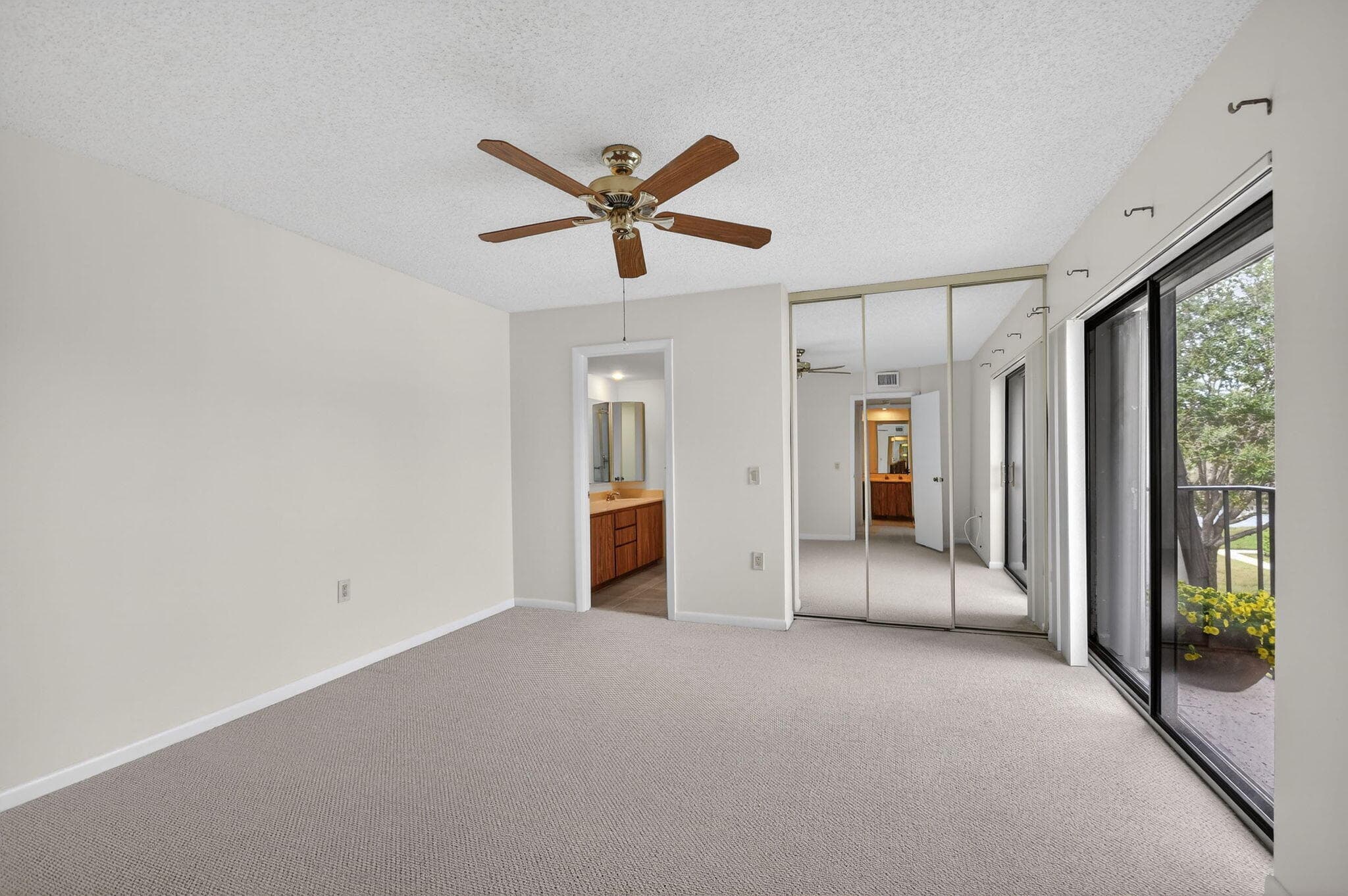 4210 42nd Way, West Palm Beach, FL 33407 21