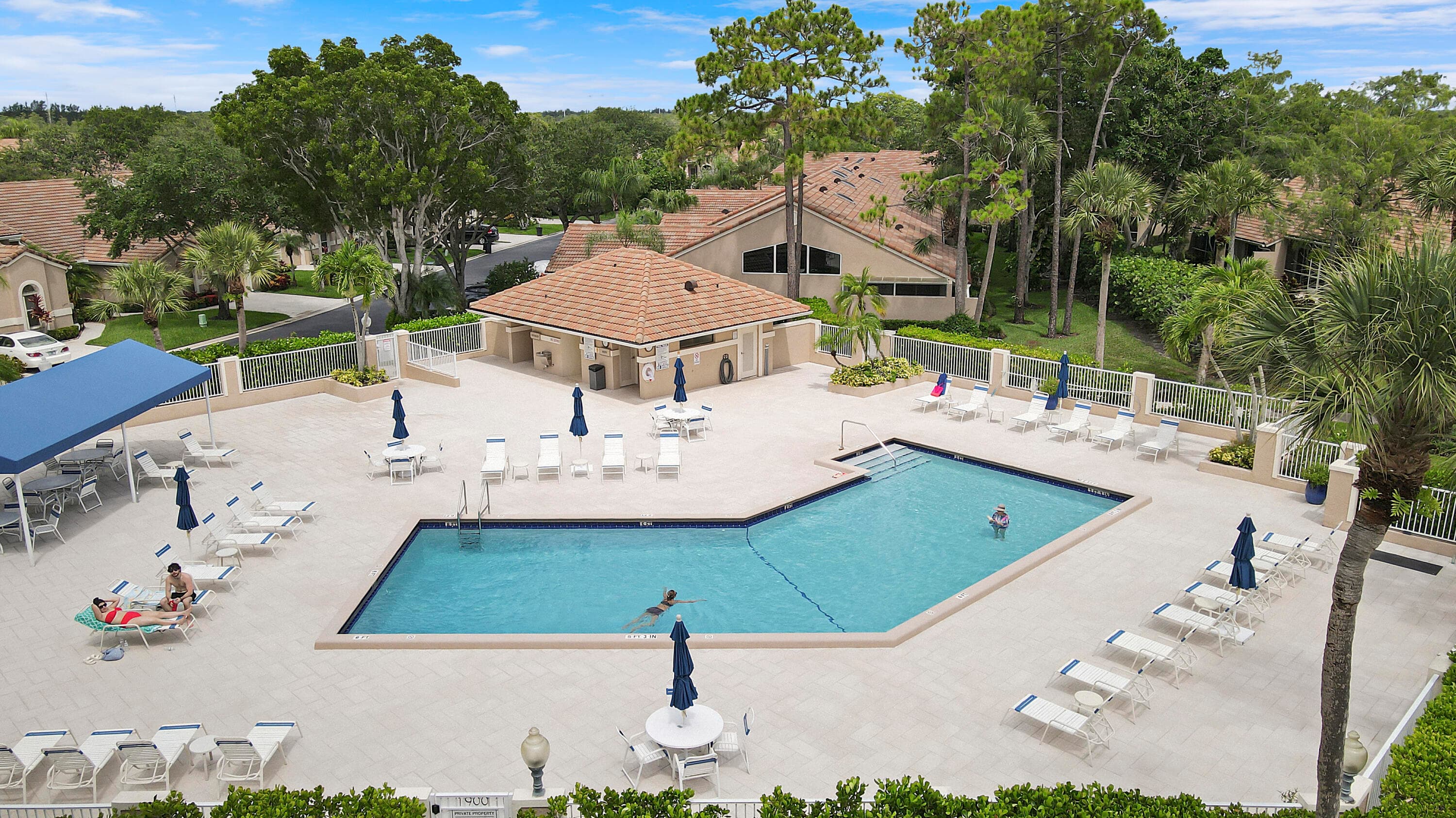 1107 Duncan Circle 102, Palm Beach Gardens, FL 33418 2