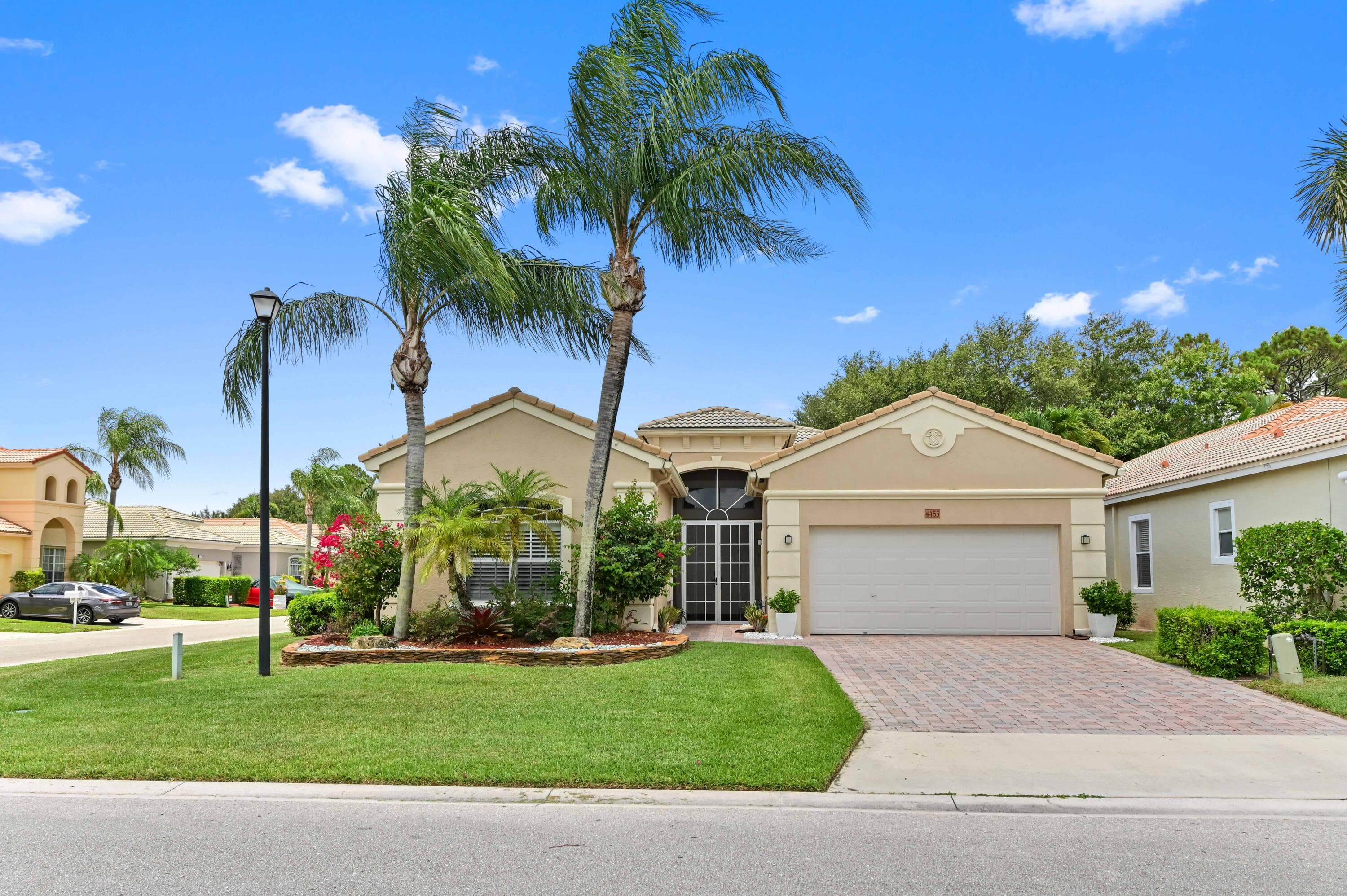 4453 N San Andros, West Palm Beach, FL 33411