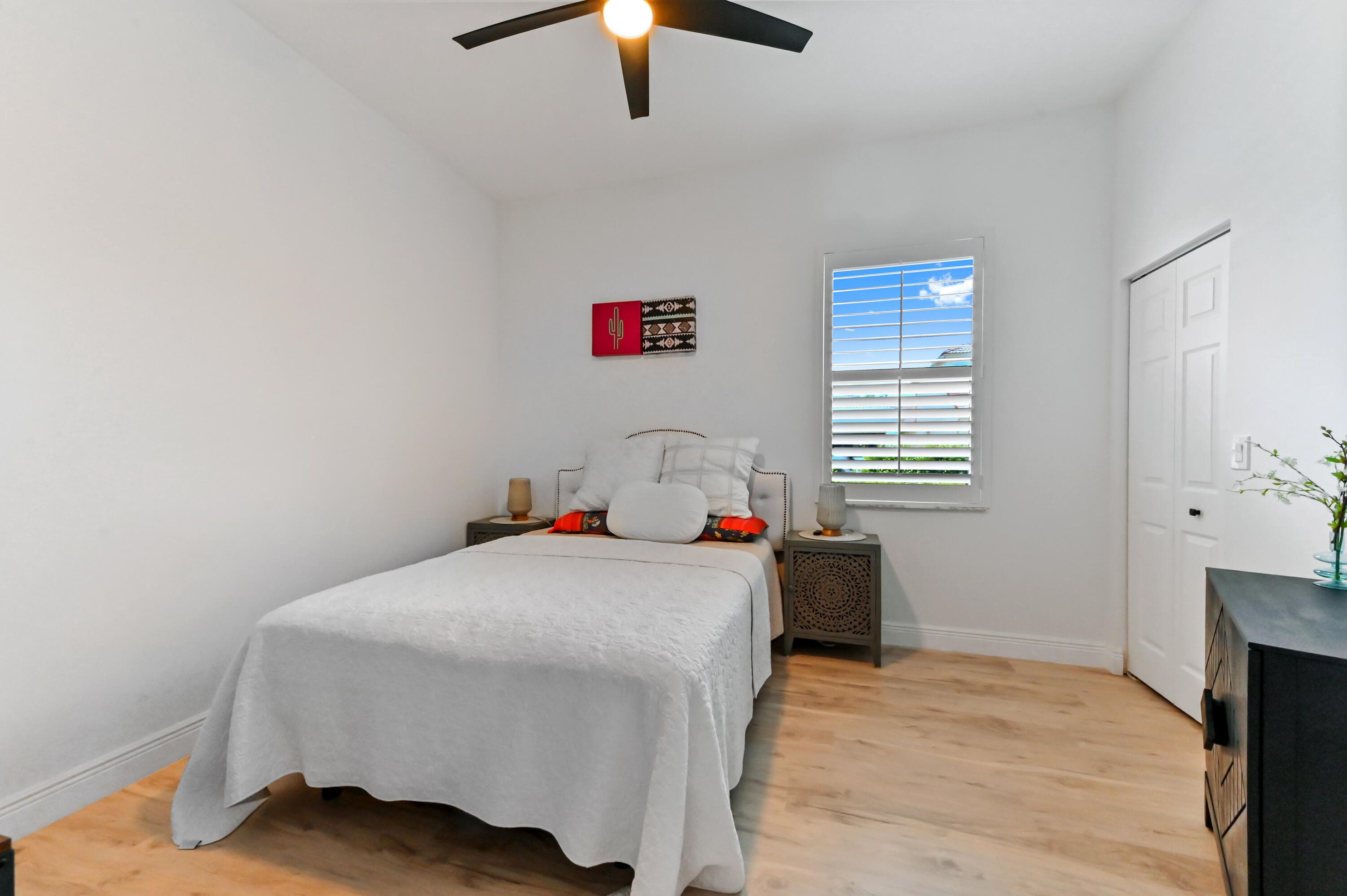 4453 N San Andros, West Palm Beach, FL 33411 22