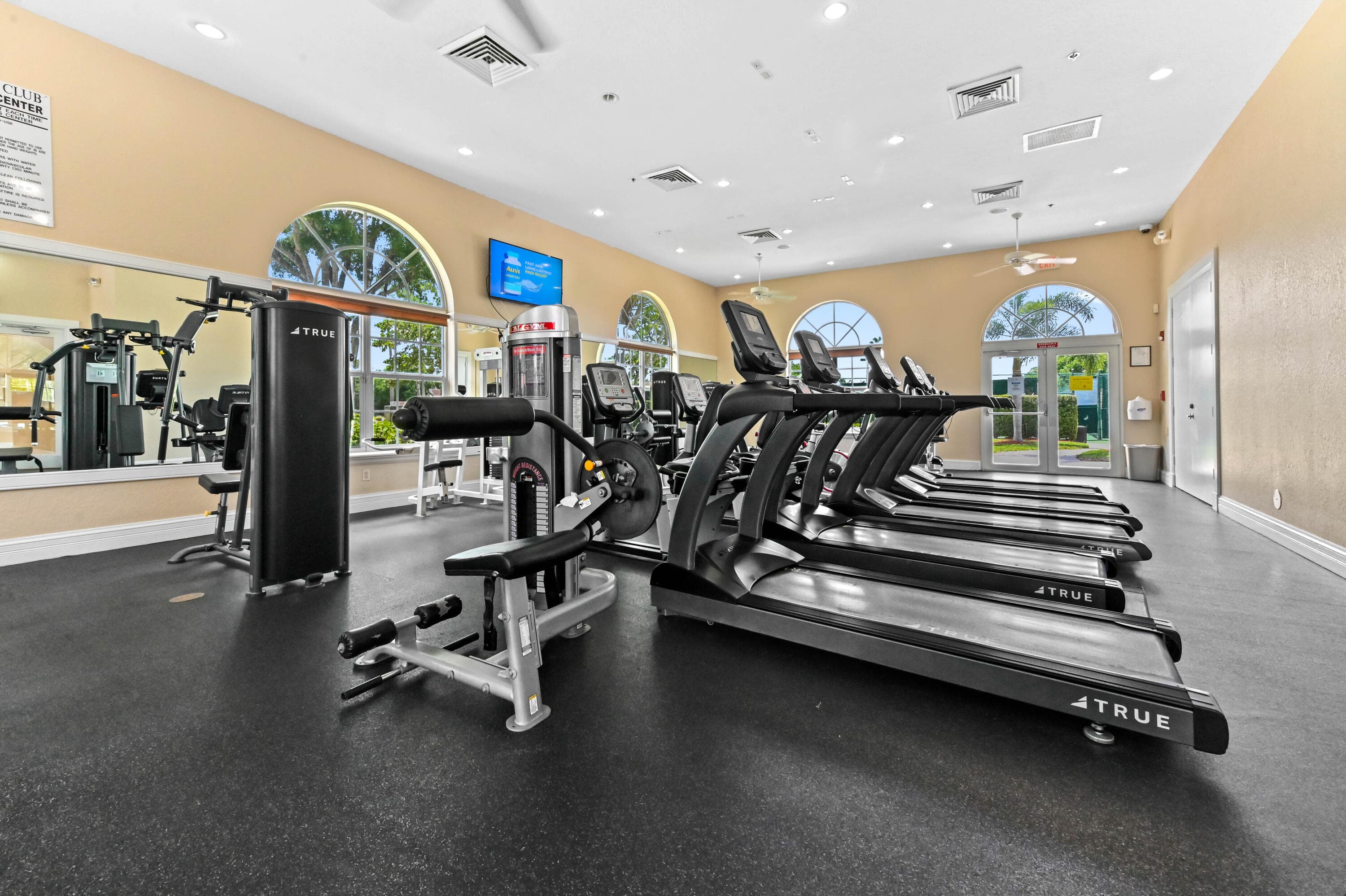 4453 N San Andros, West Palm Beach, FL 33411 34