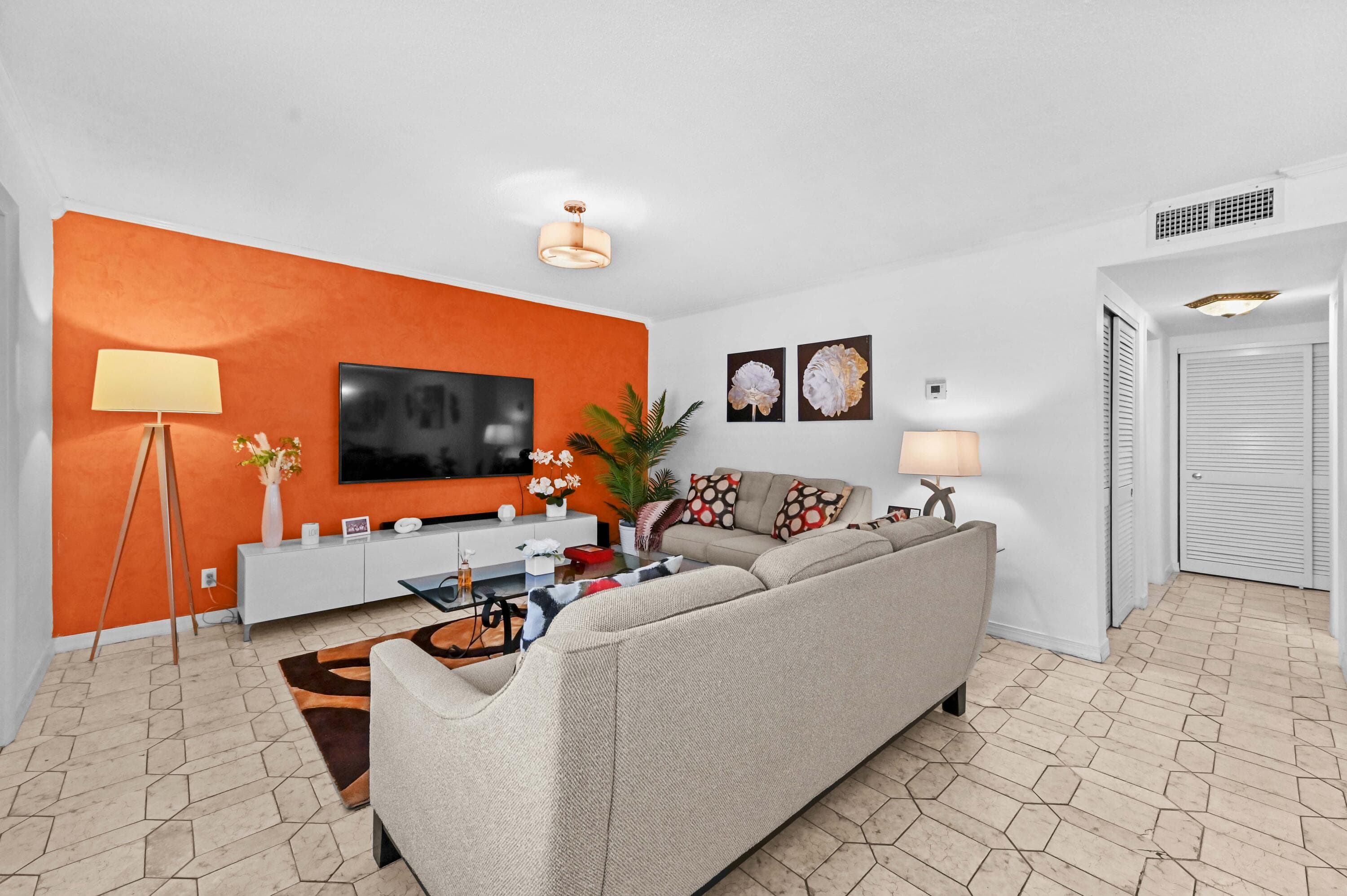 200 NE 12th Avenue 3a, Hallandale Beach, FL 33009 3